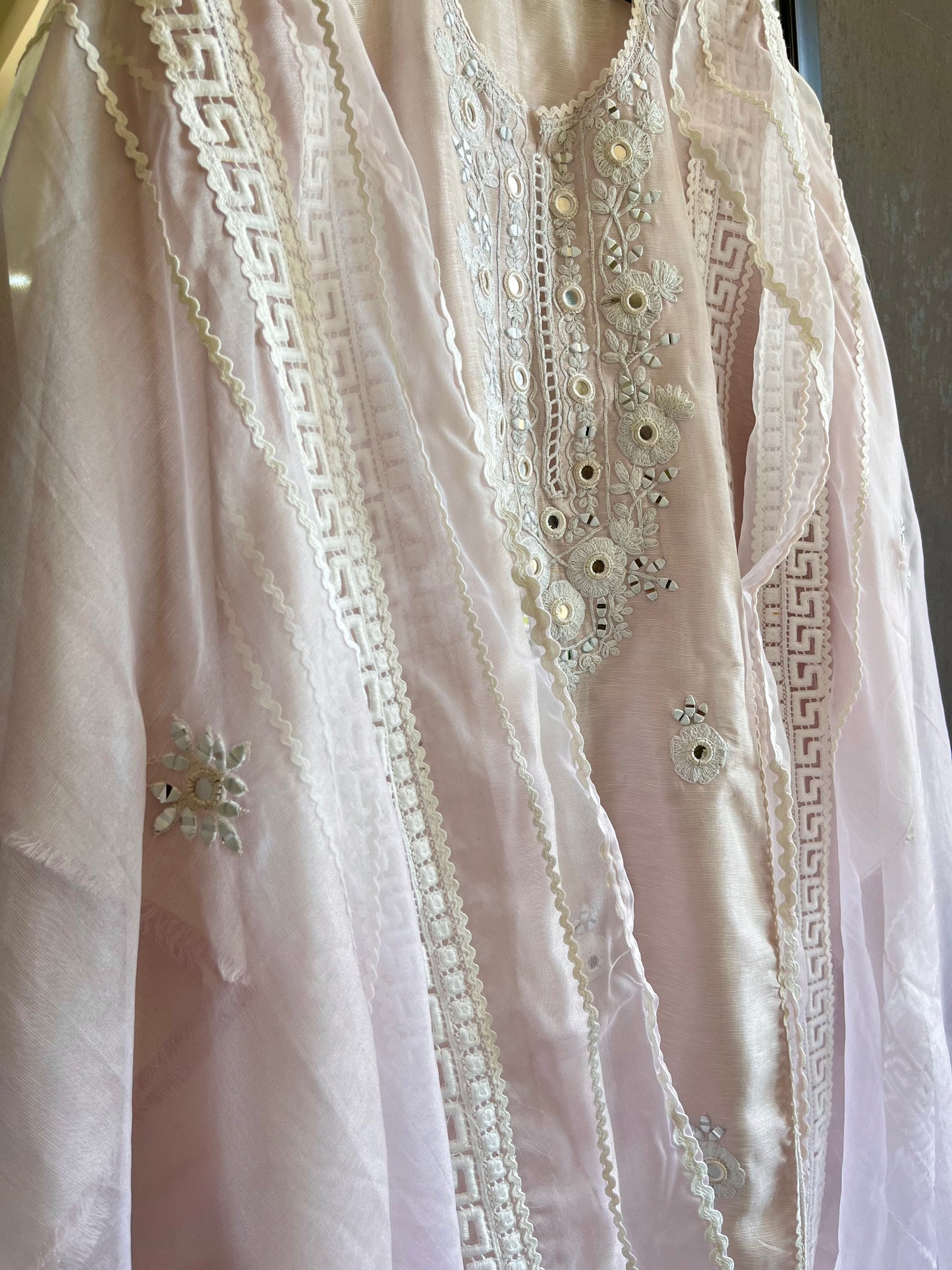 Premium Linen mirrorwork lacework suit