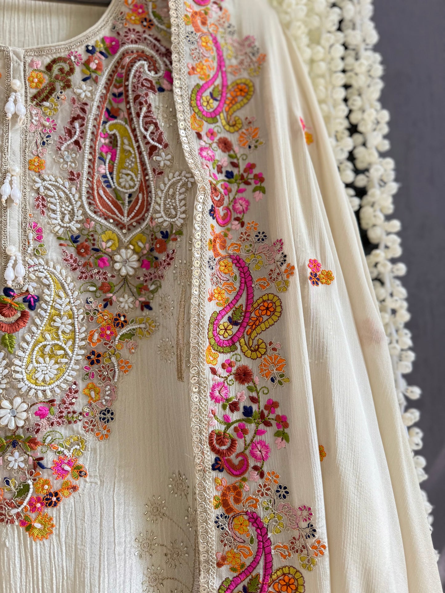 Luxurious dreamy handwork suit