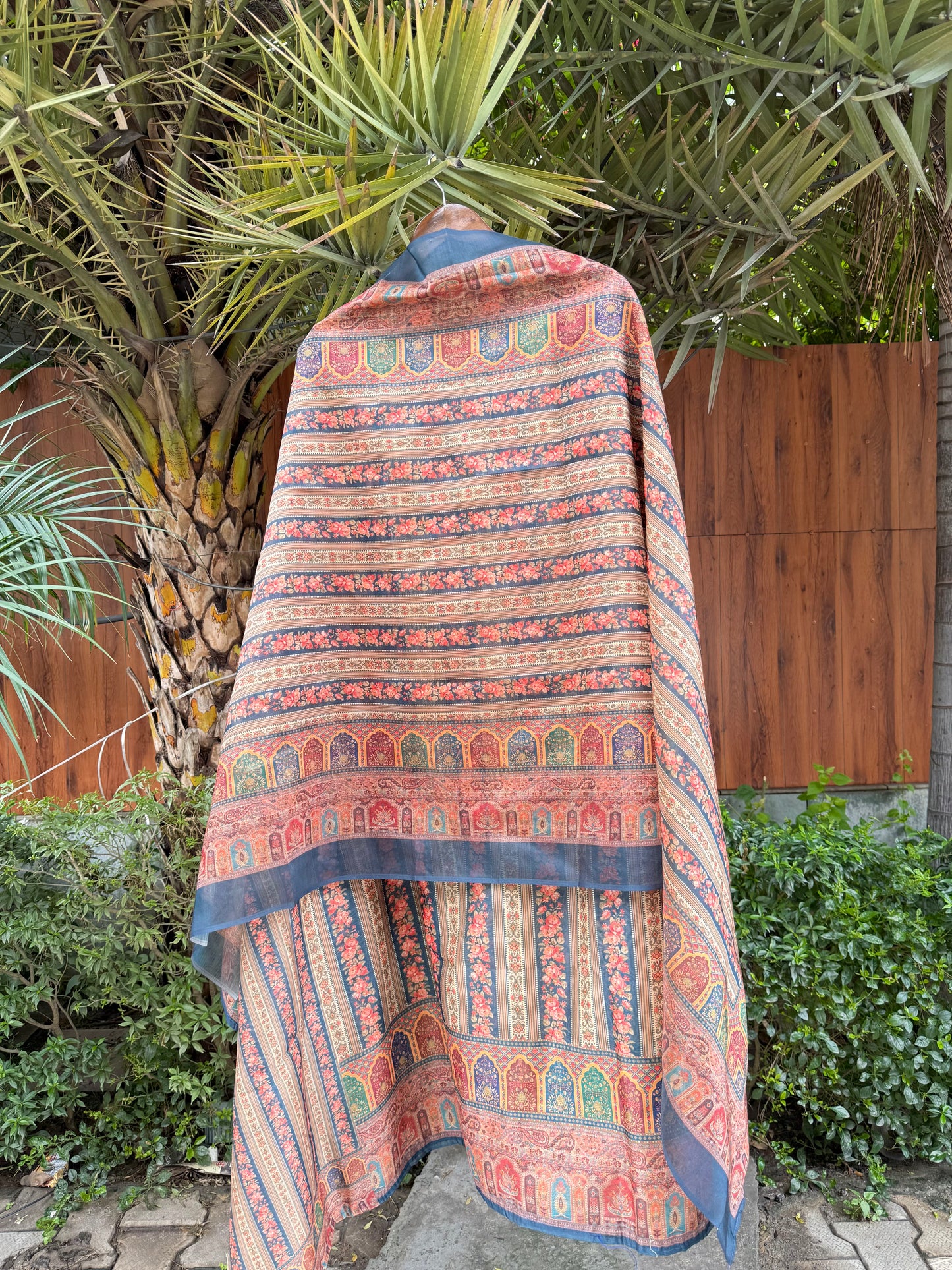 Maheshwari floral kantha work Unstitched suit