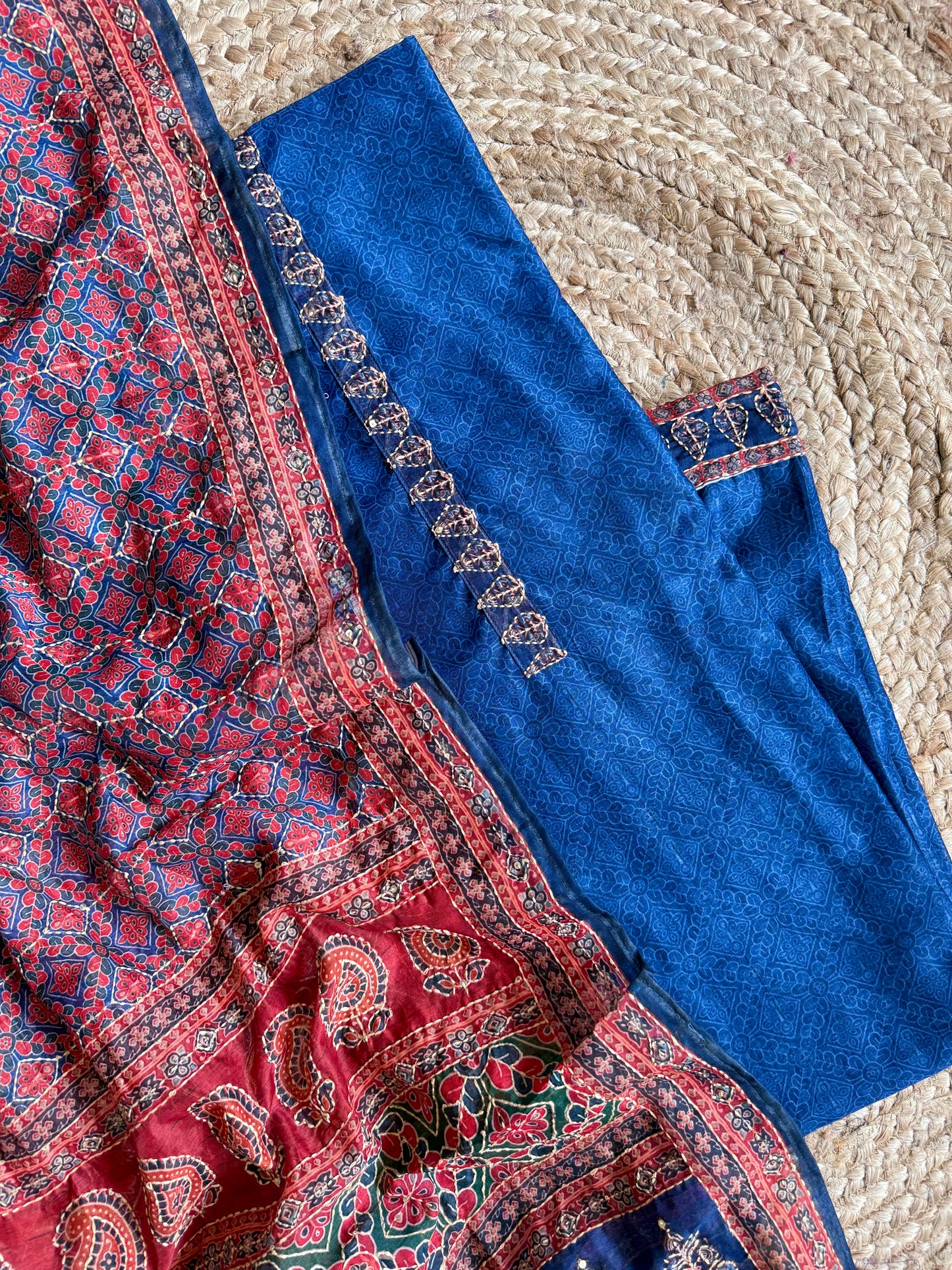Maheshwari kantha work suit