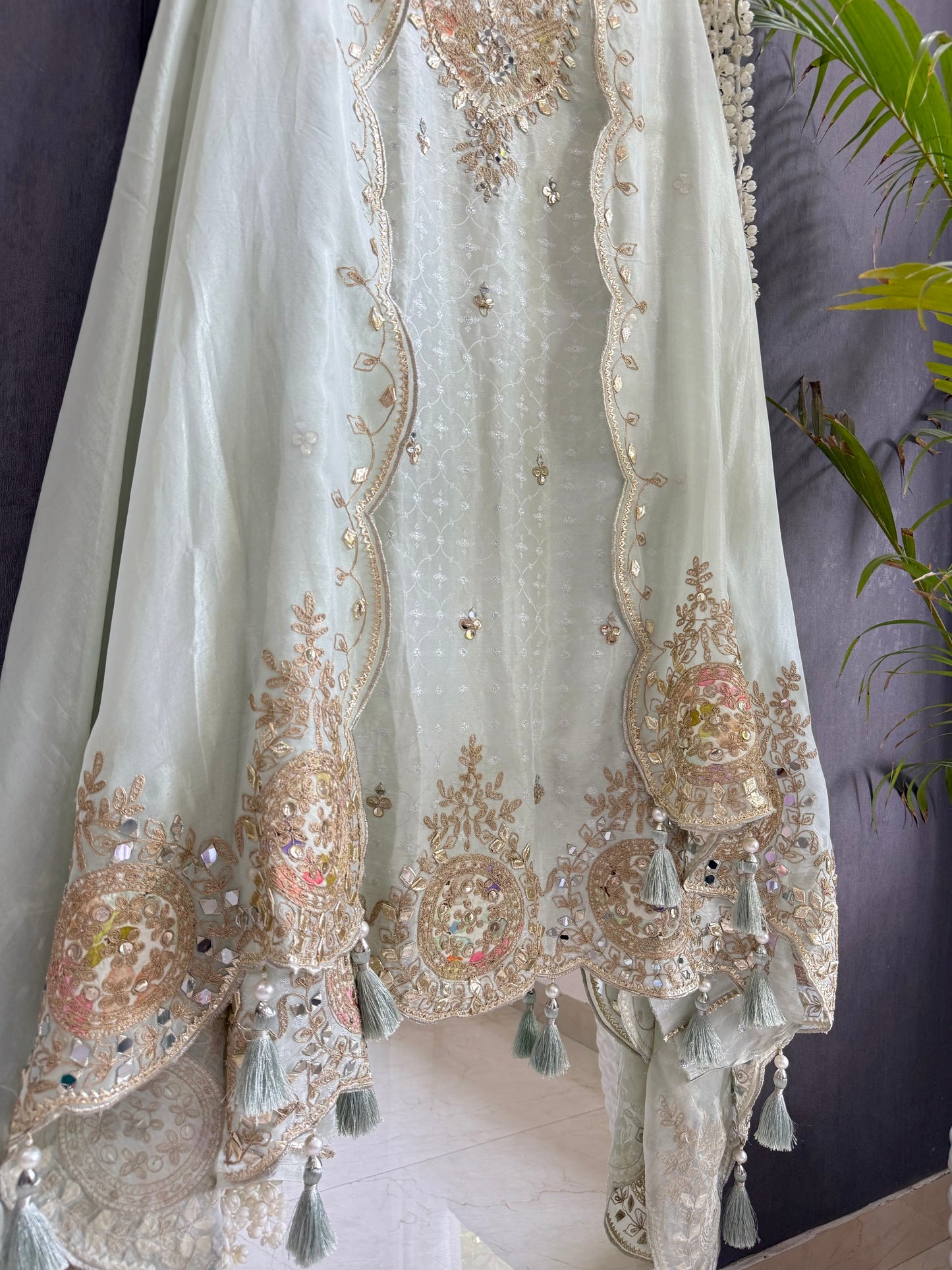 Luxurious Gotapatti Dori work Tissue silk suit
