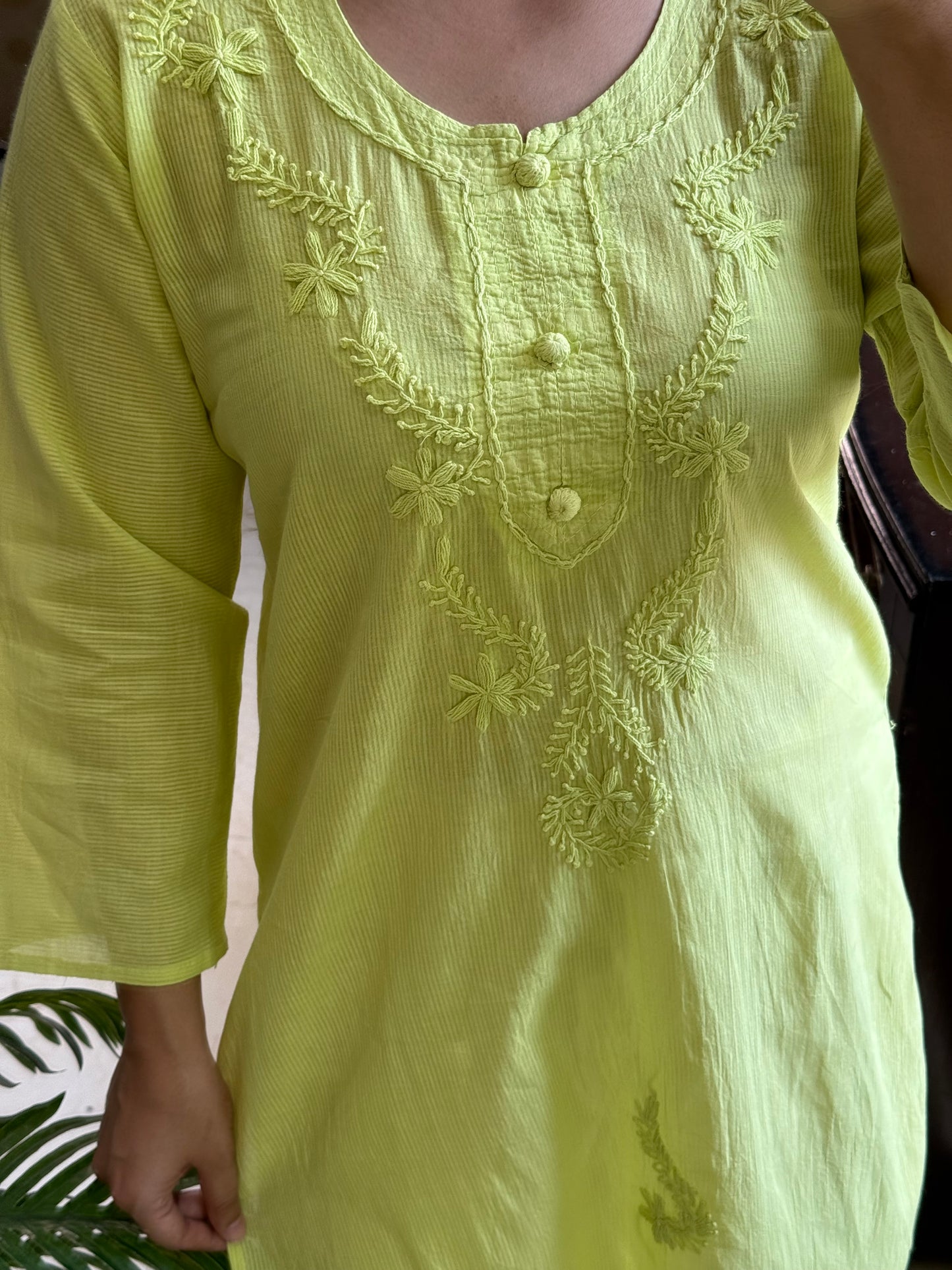 Mulmul cotton chikankari kurta