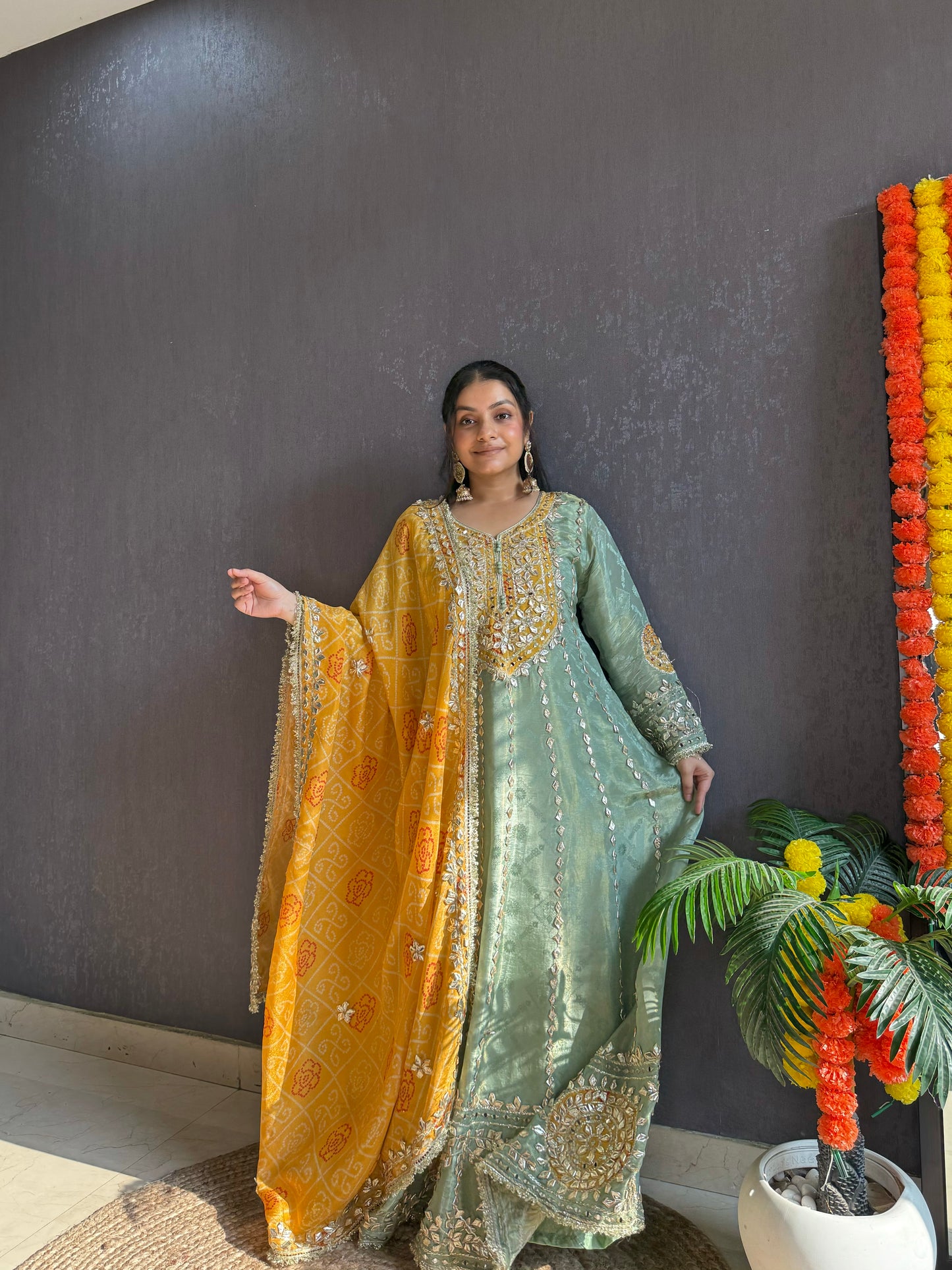 Luxurious Bandhani gotapatti anarkali set