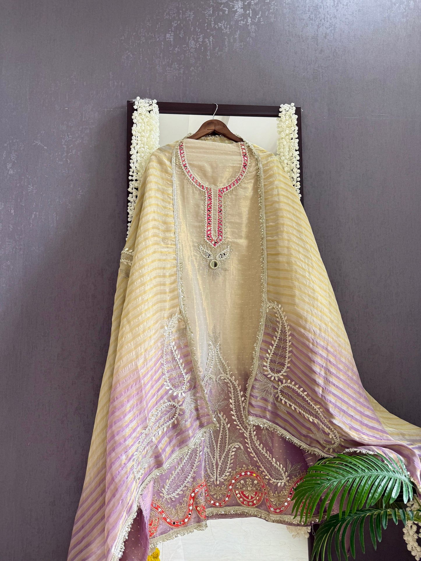 Luxurious Gotapatti ombré suit