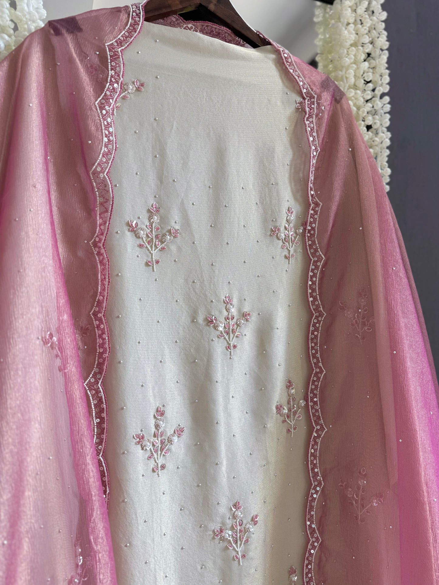 Luxurious dreamy handwork suit
