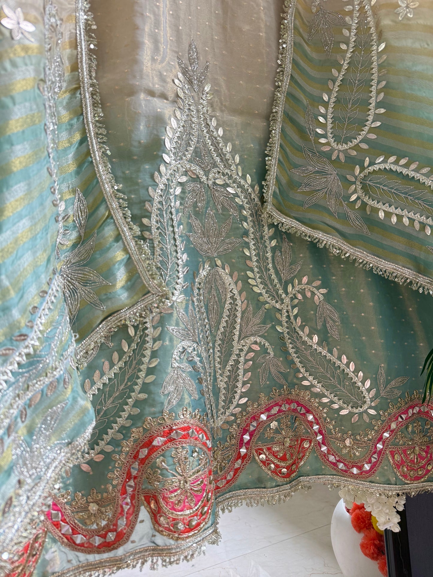 Luxurious Gotapatti ombré suit
