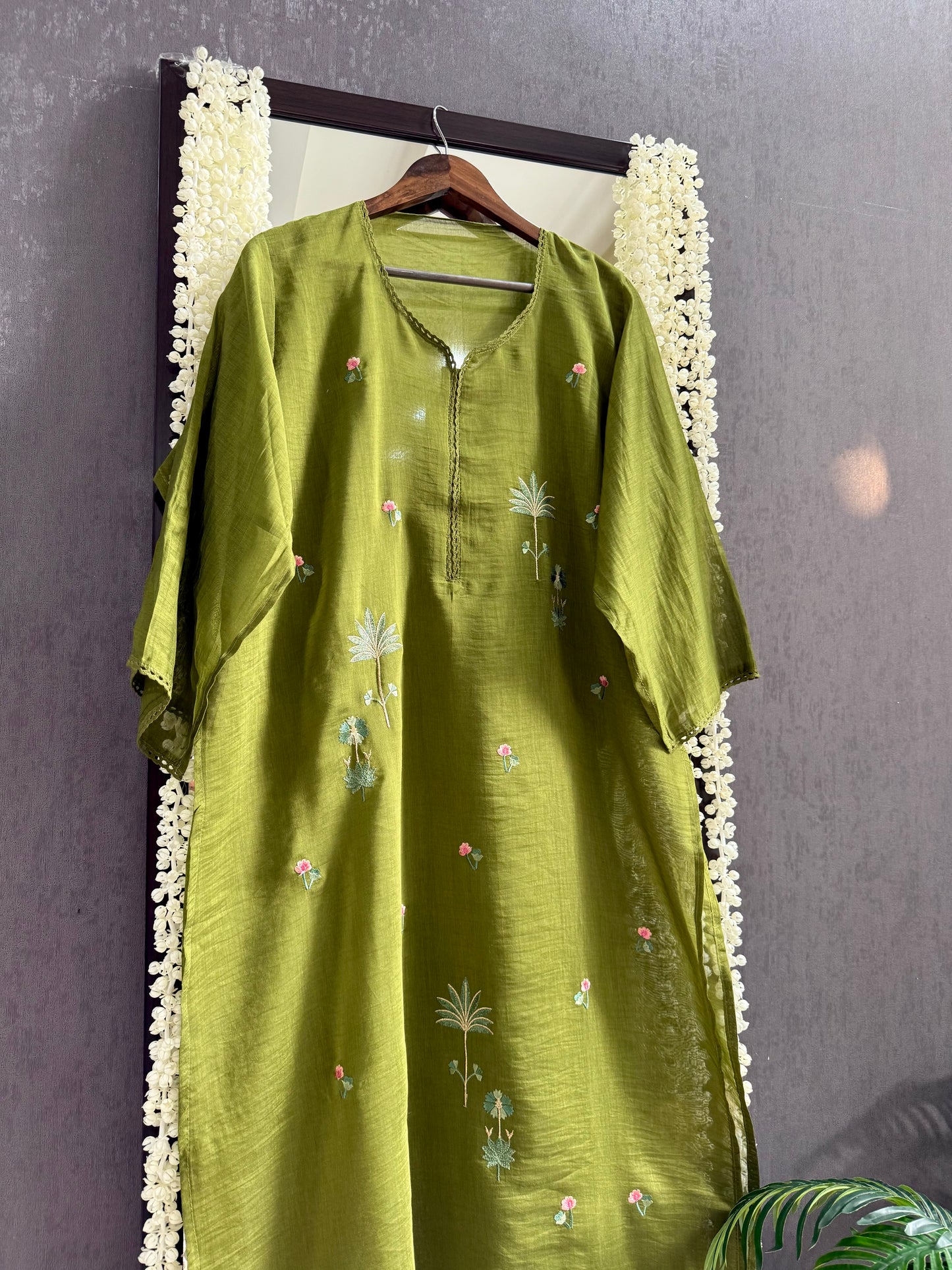 Luxurious Mul chanderi pichwai suit