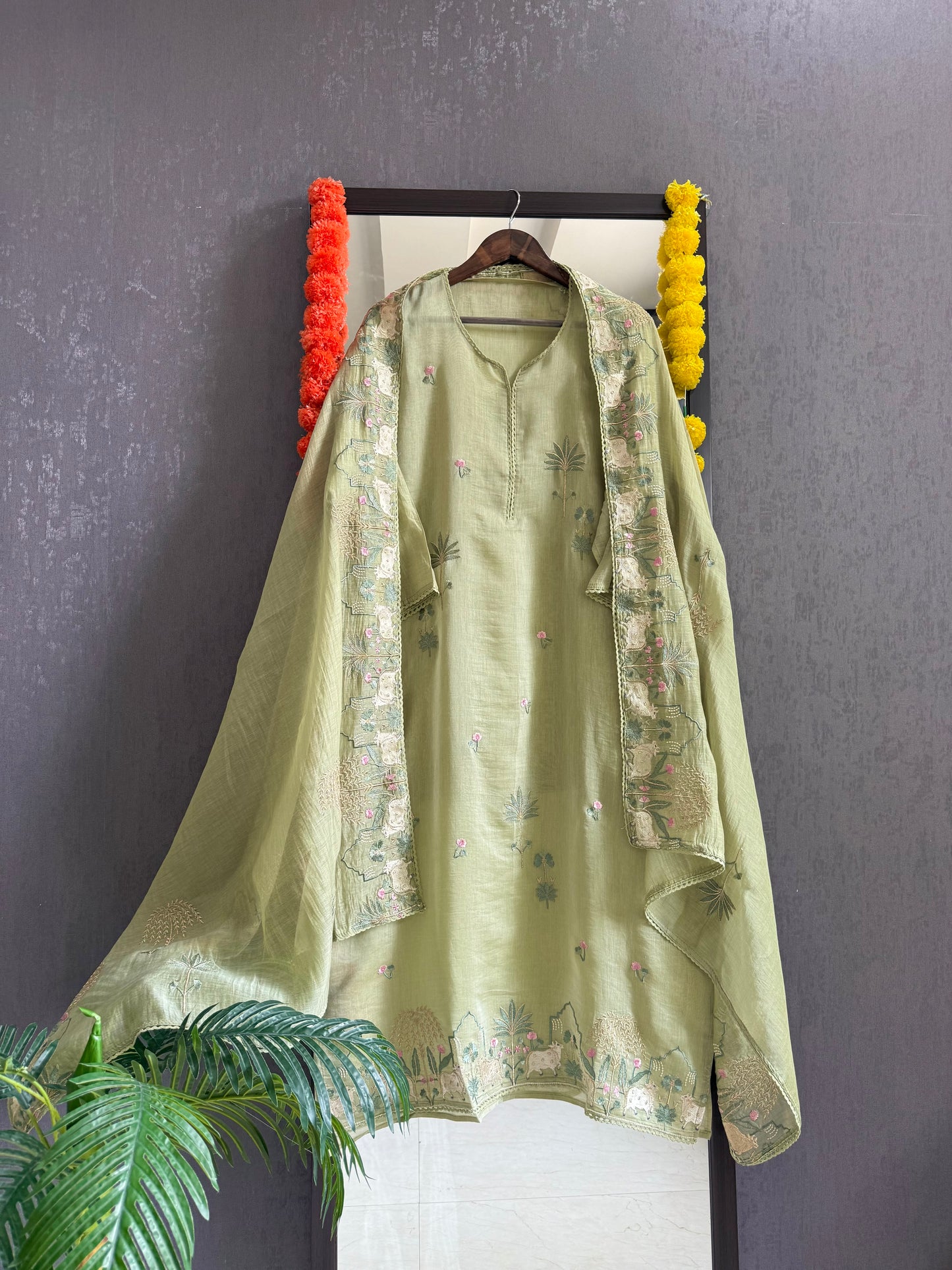 Luxurious Mul chanderi pichwai suit