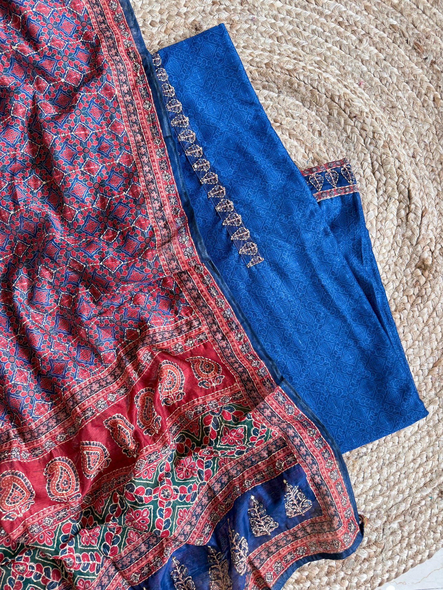 Maheshwari kantha work suit