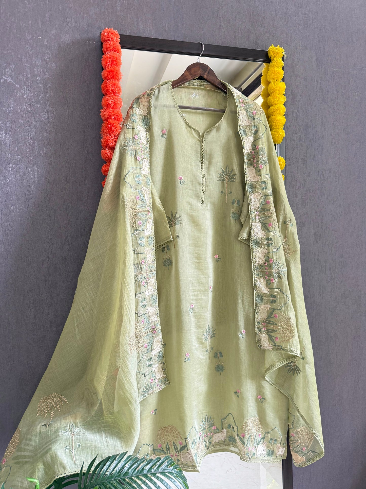 Luxurious Mul chanderi pichwai suit