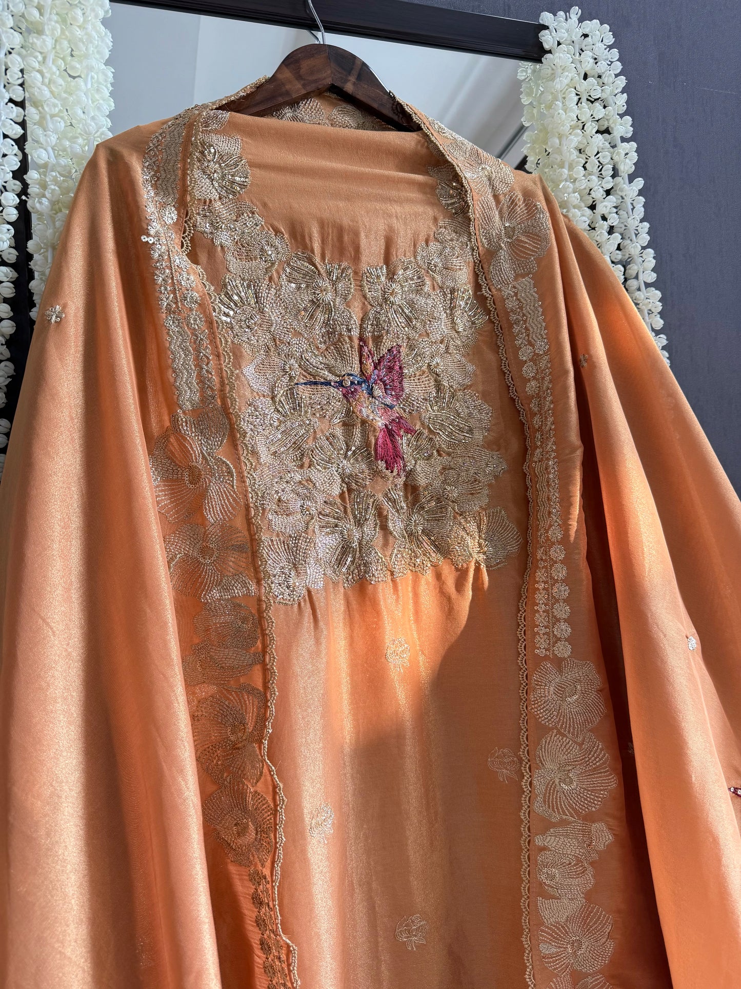 Luxurious birds handwork birds suit