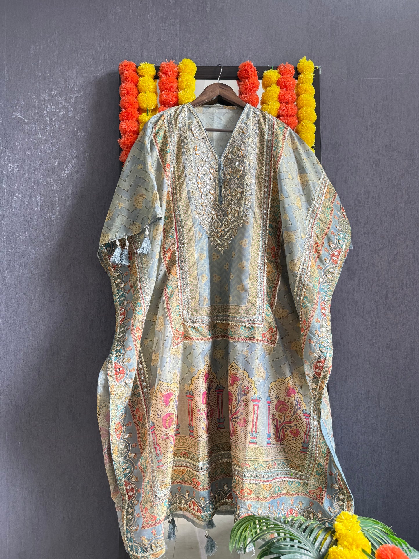 Gotapatti Tissue silk kaftan set