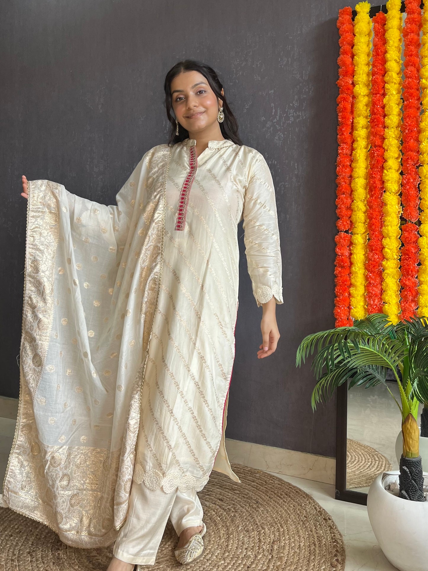 Benarsi Ivory set