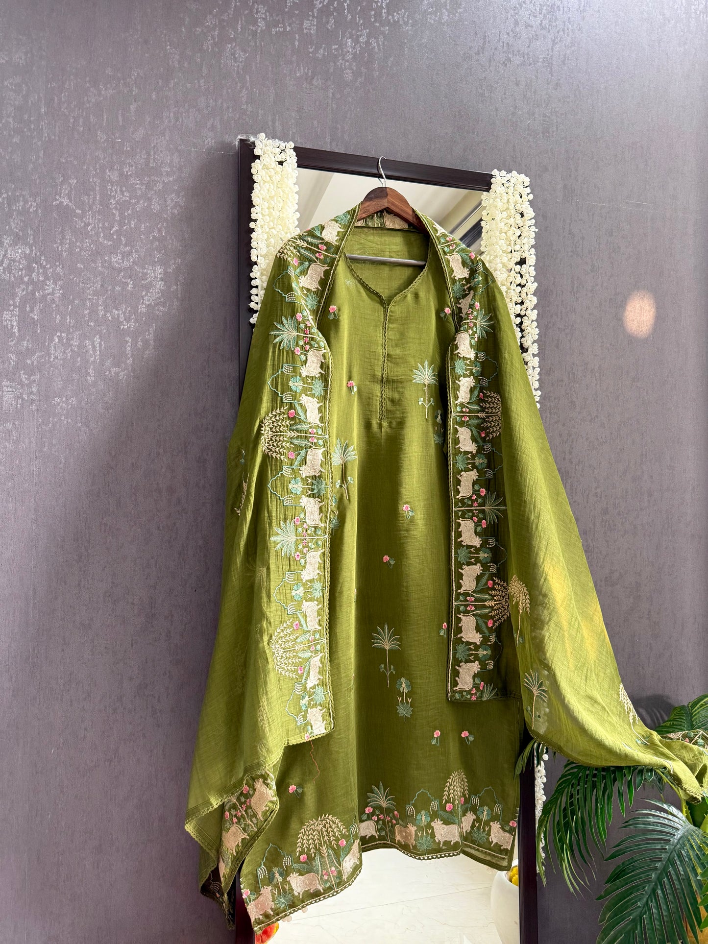 Luxurious Mul chanderi pichwai suit