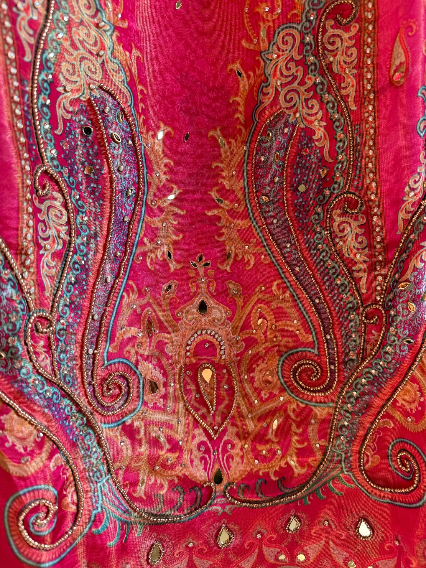 Luxurious pakistani kundan suit