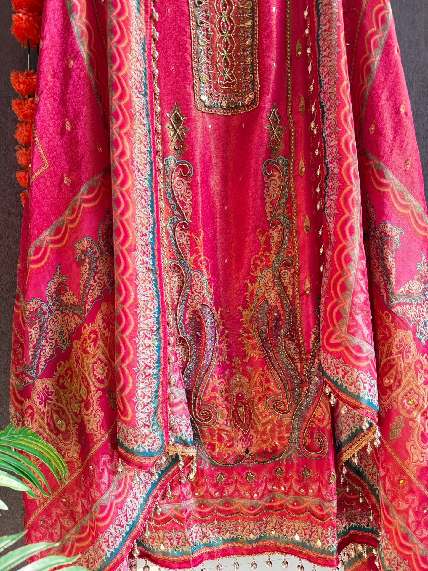 Luxurious pakistani kundan suit