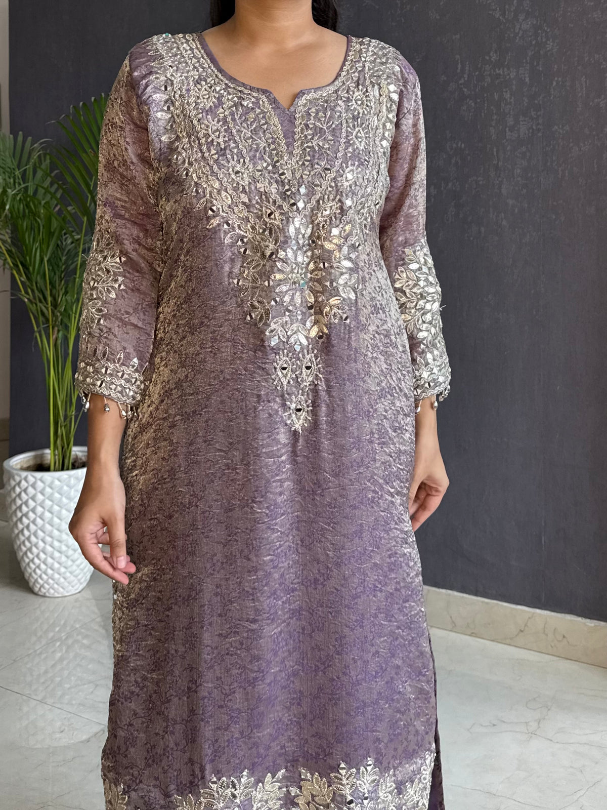 Tissue jacquard gotapatti mirror set