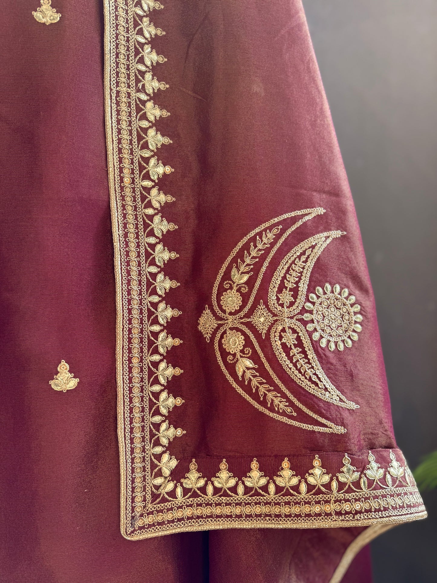 Luxurious Tissue silk suit