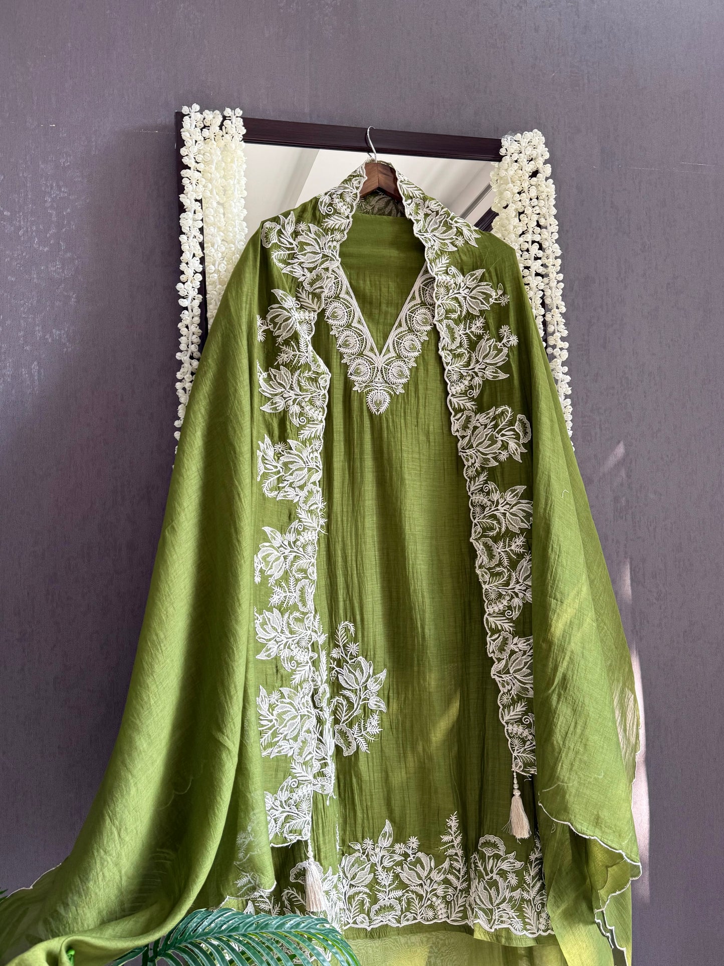 Luxurious aari work Mul chanderi suit
