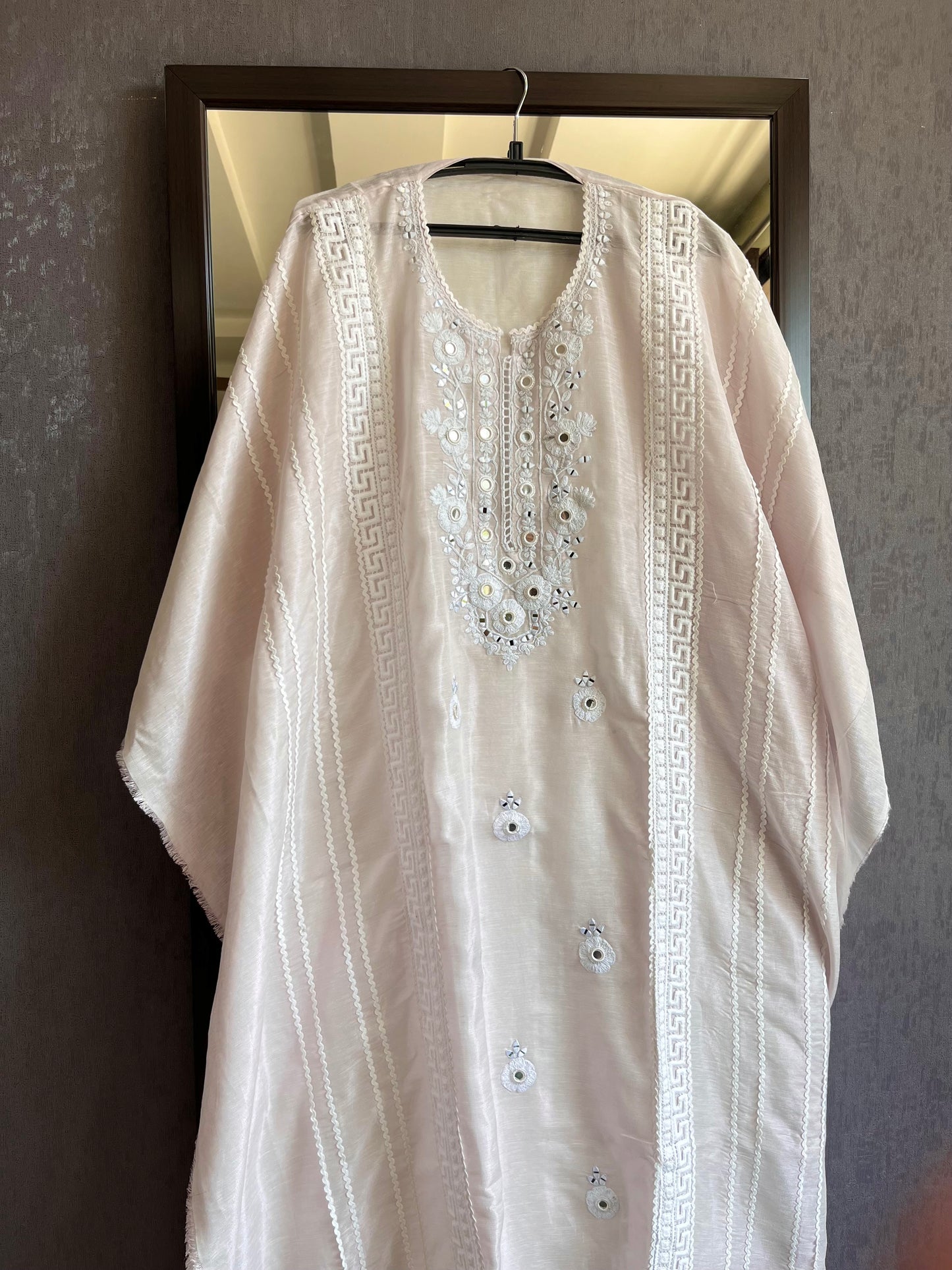 Premium Linen mirrorwork lacework suit