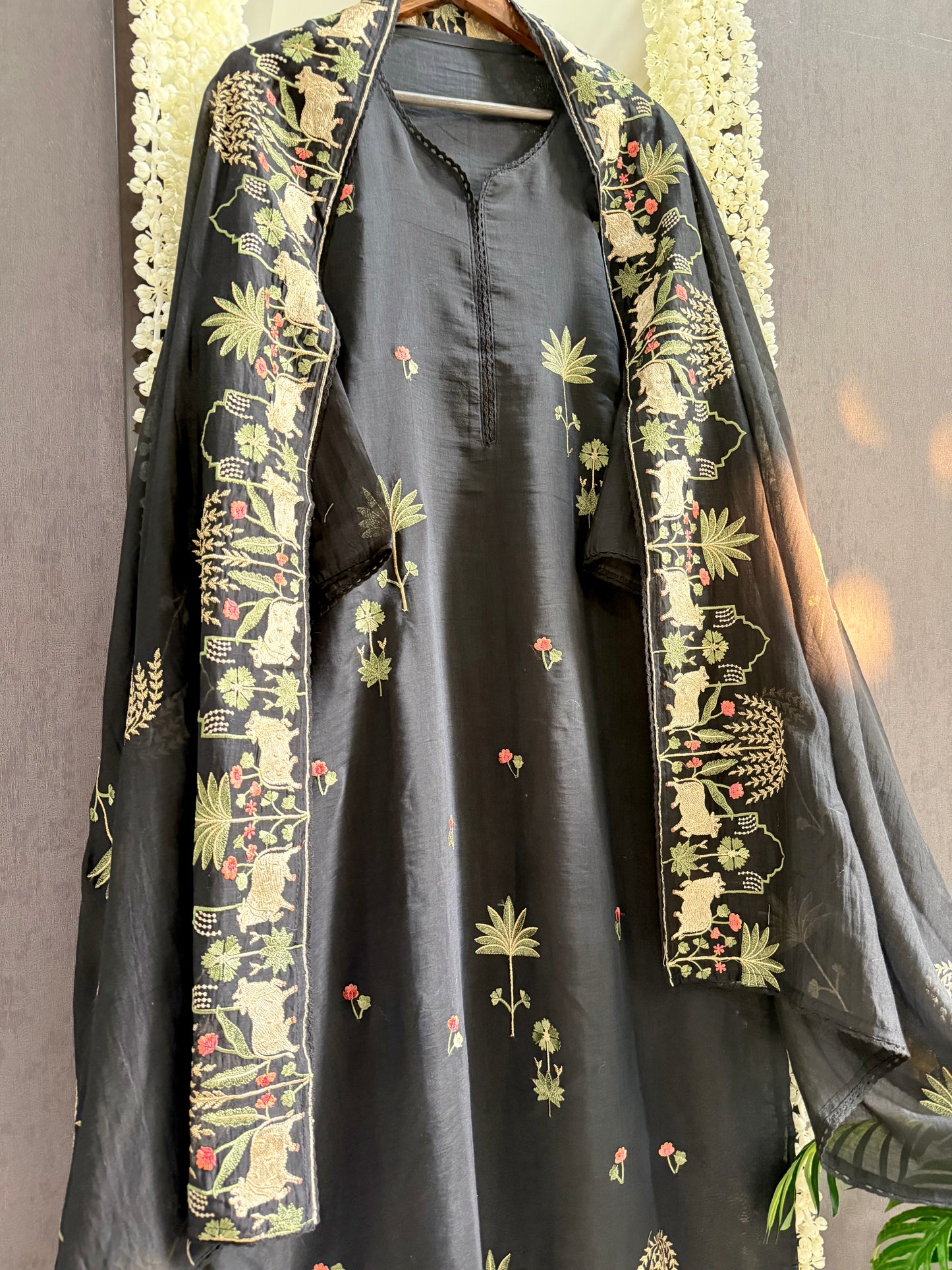 Luxurious Mul chanderi pichwai suit