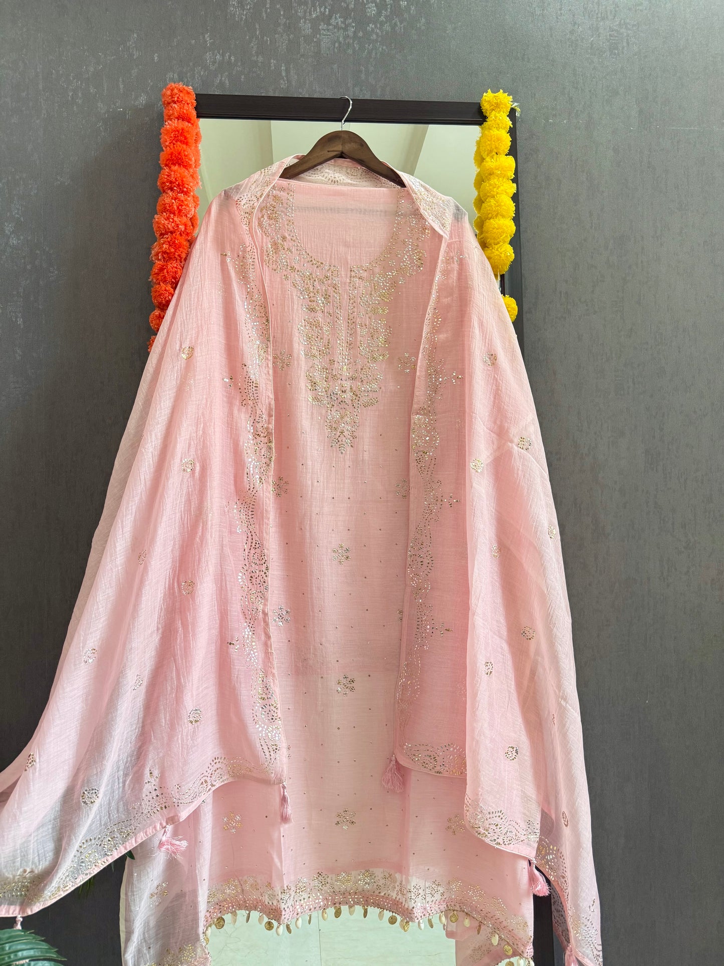 Luxurious Mul chanderi mukaish suit