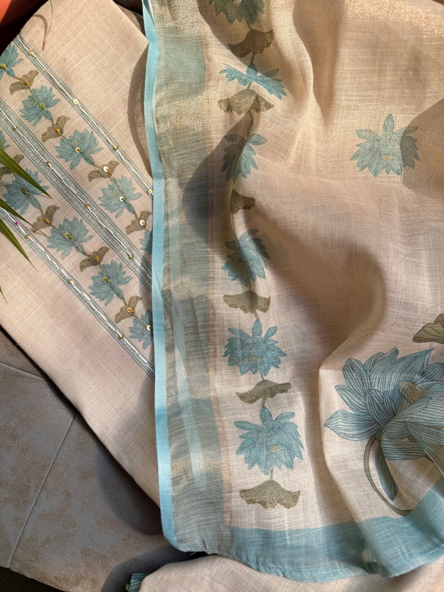 Pure linen lotus kantha work suit
