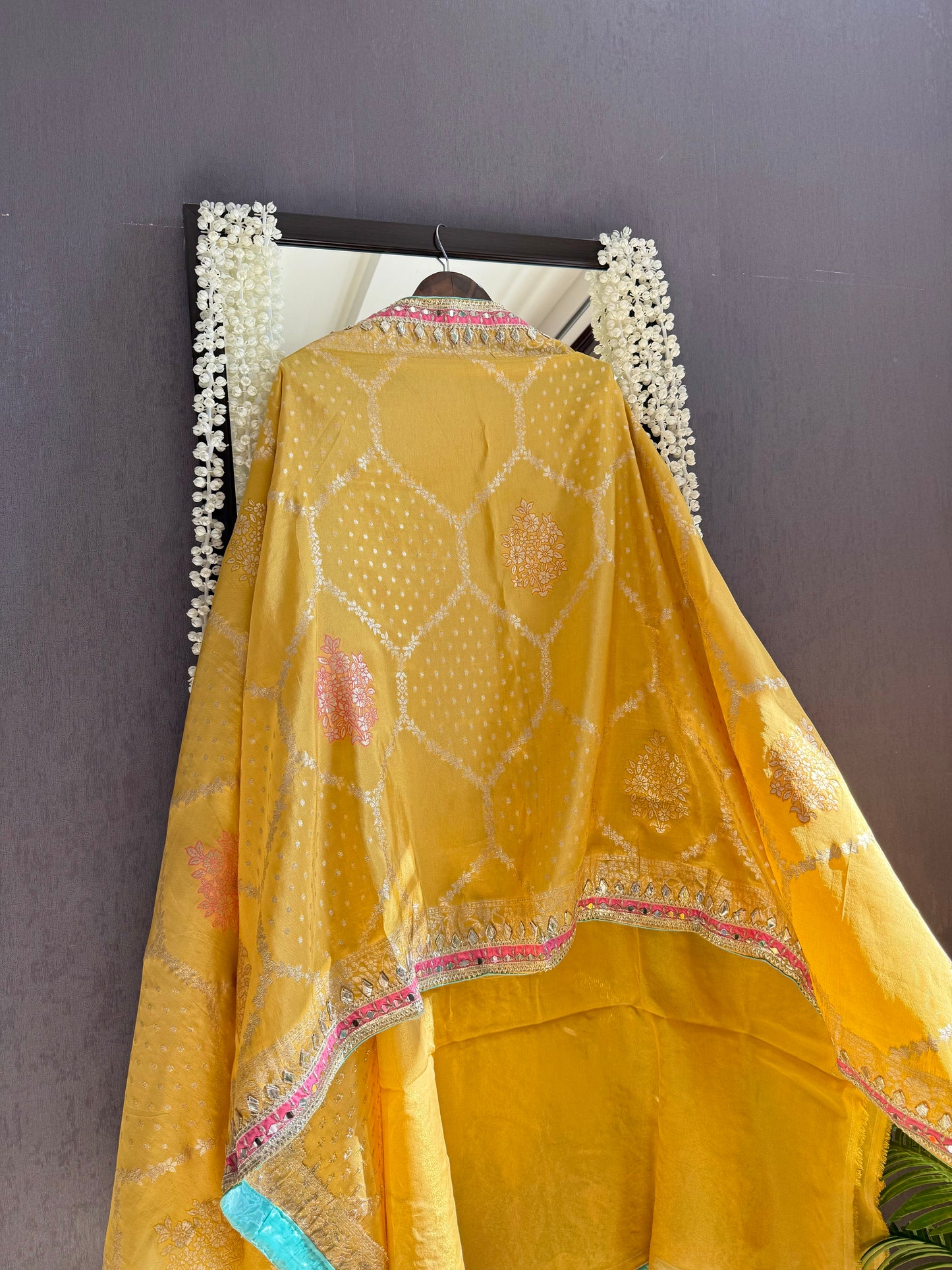 Luxurious Gotapatti Tissue silk suit