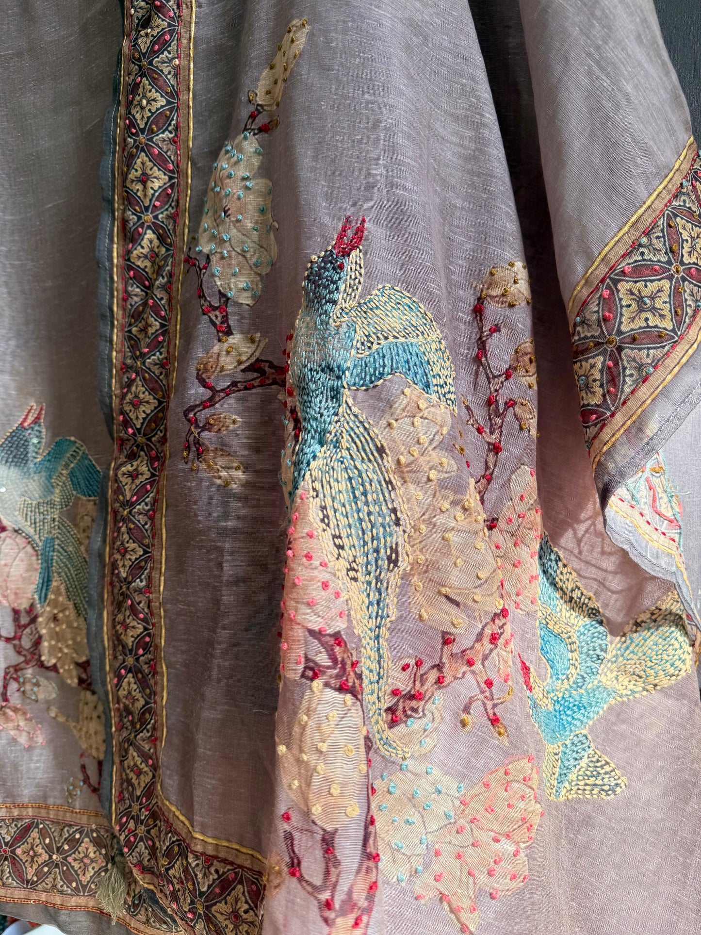 Pure linen swans frenchknot kantha work suit