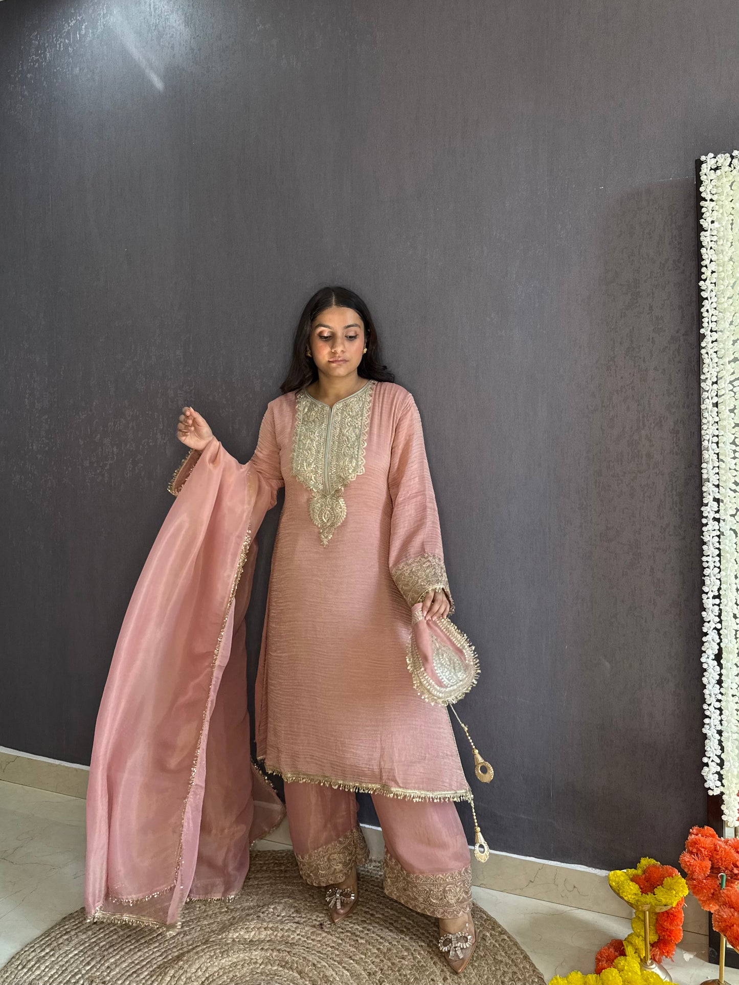 Luxurious crush tissue aari work set