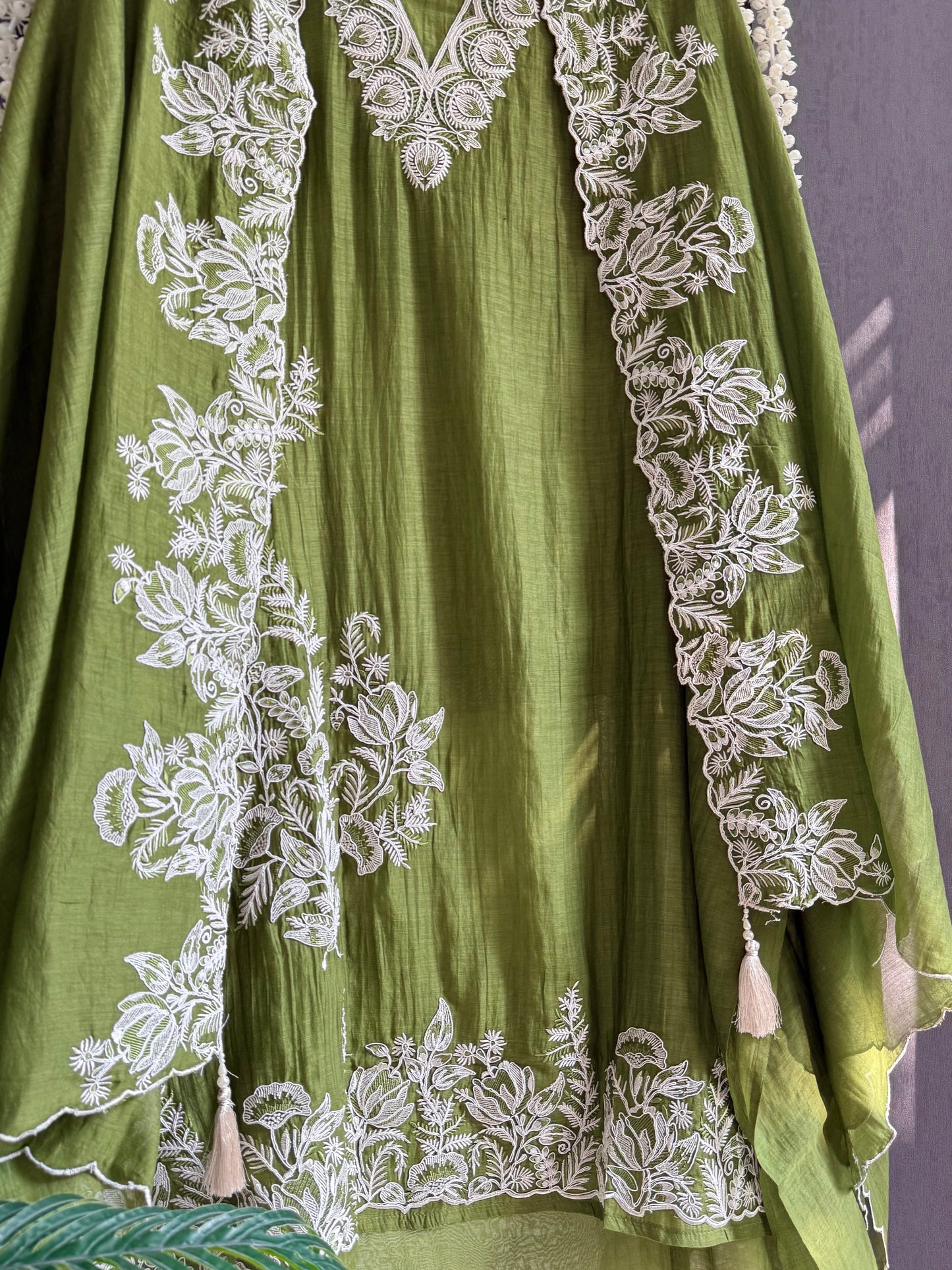 Luxurious aari work Mul chanderi suit