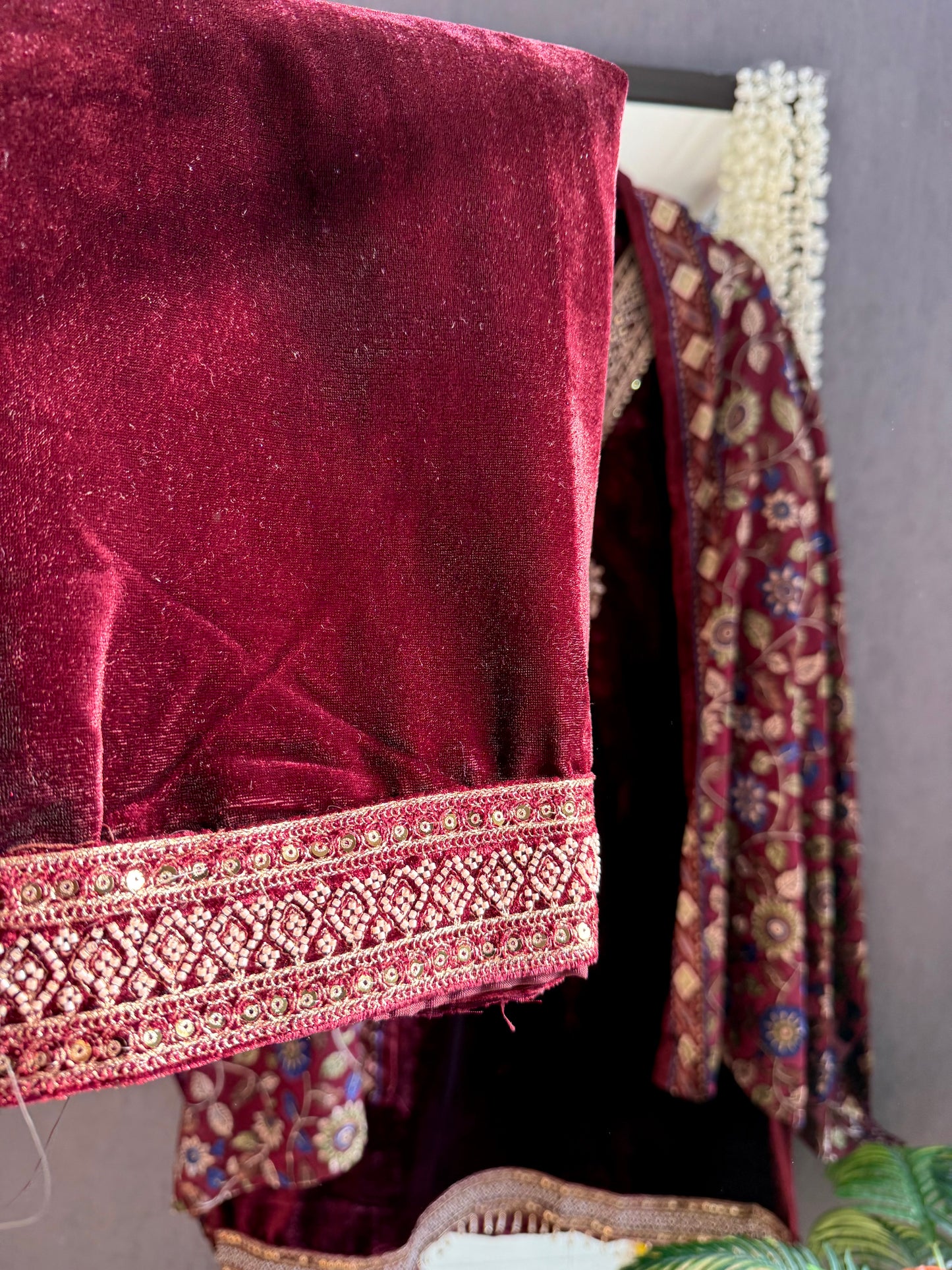 Velvet hand work suit