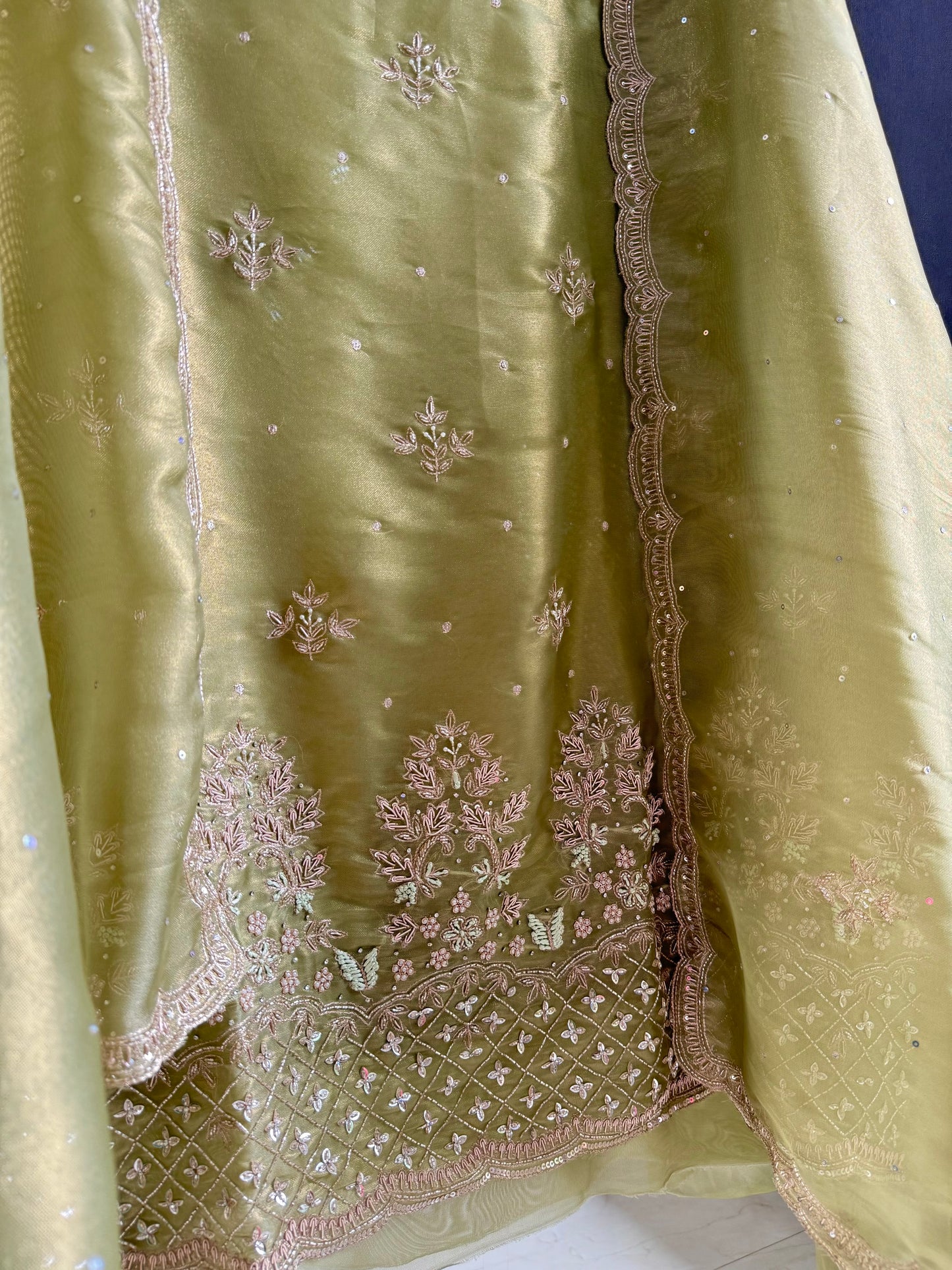Heeramandi handwork suit
