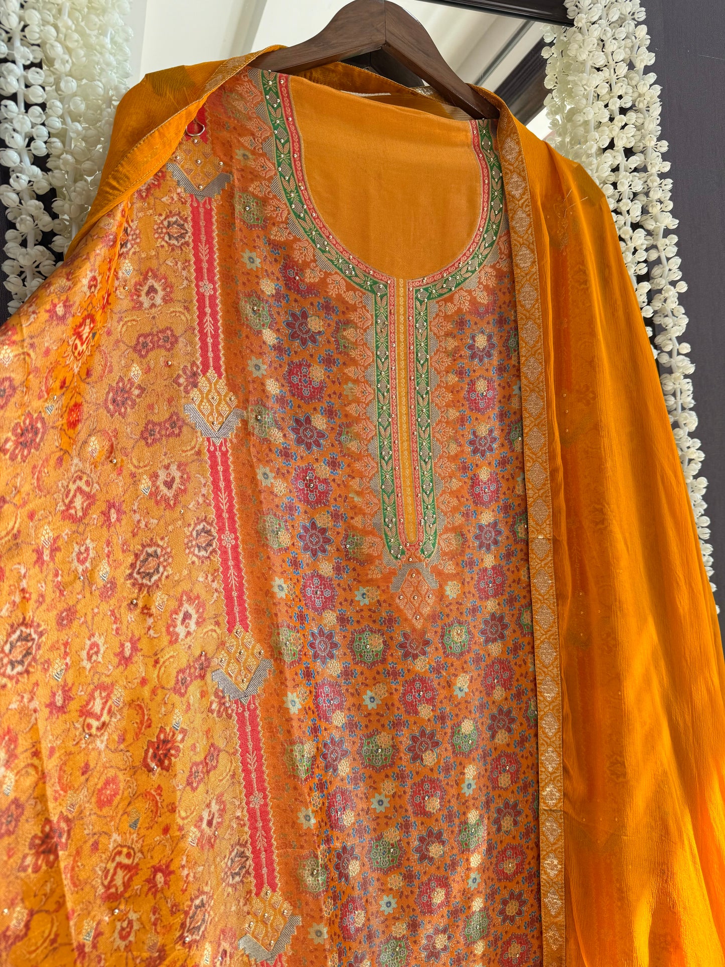 Meenakari Benarsi suit