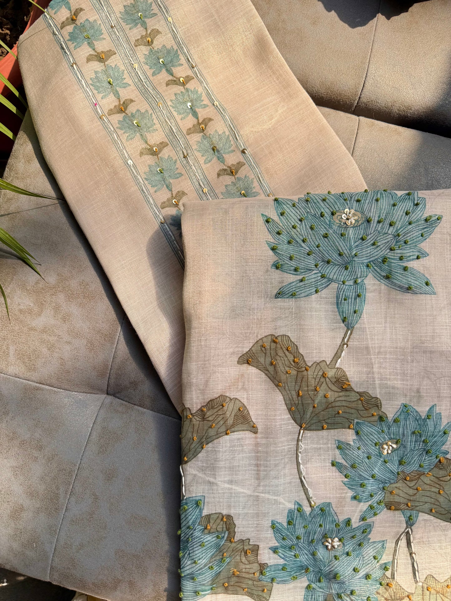 Pure linen lotus kantha work suit