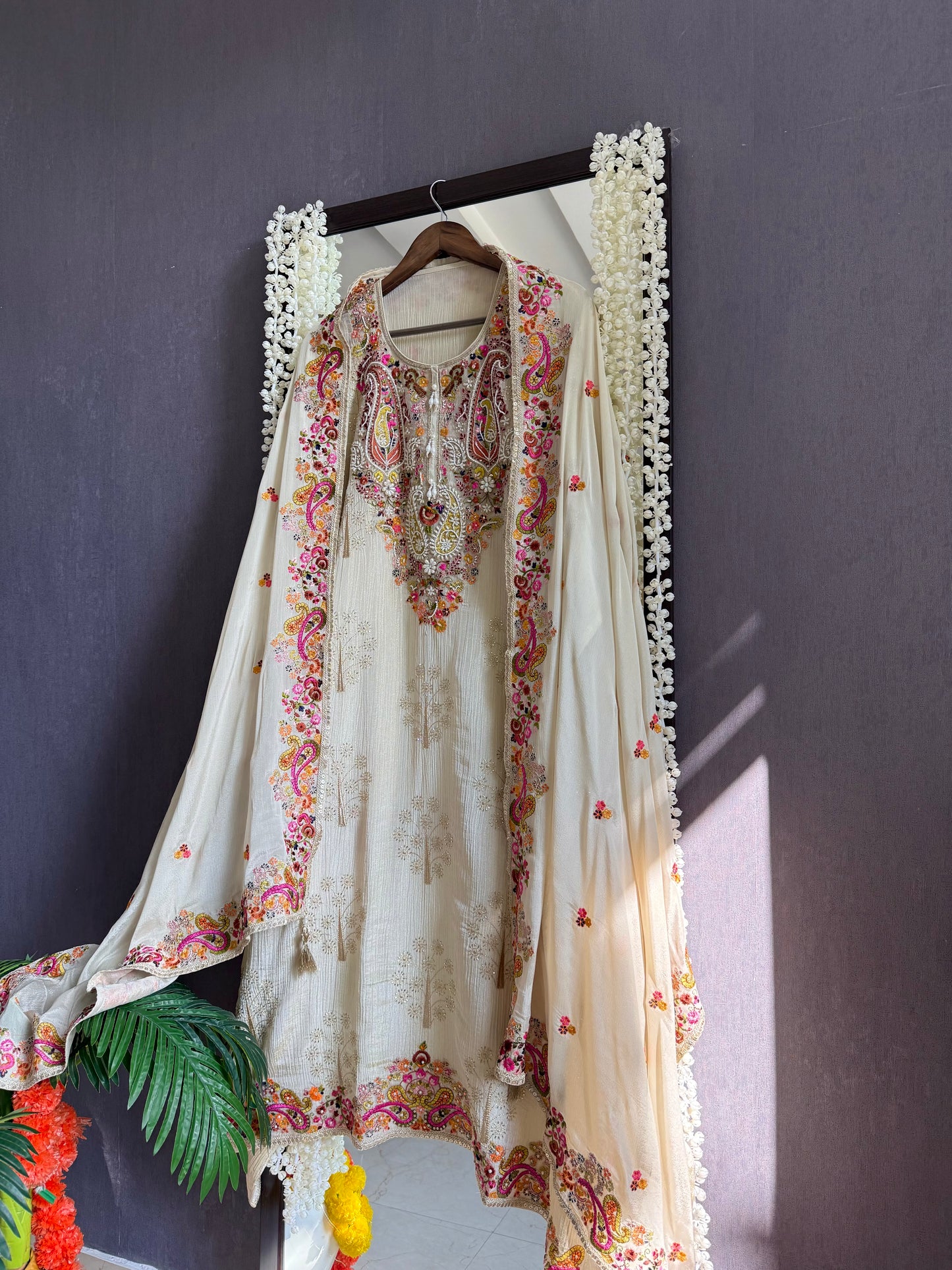 Luxurious dreamy handwork suit