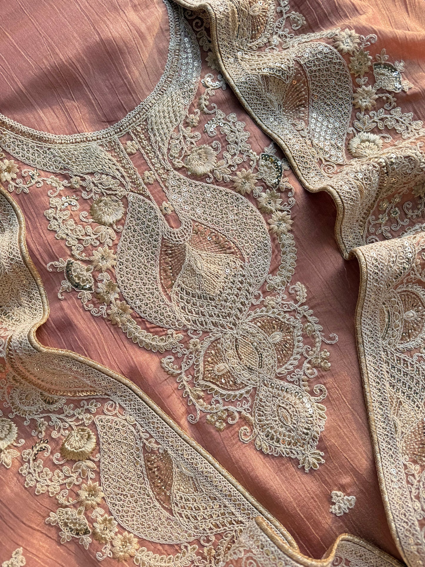 Luxurious soft Crush Tissue silk suit