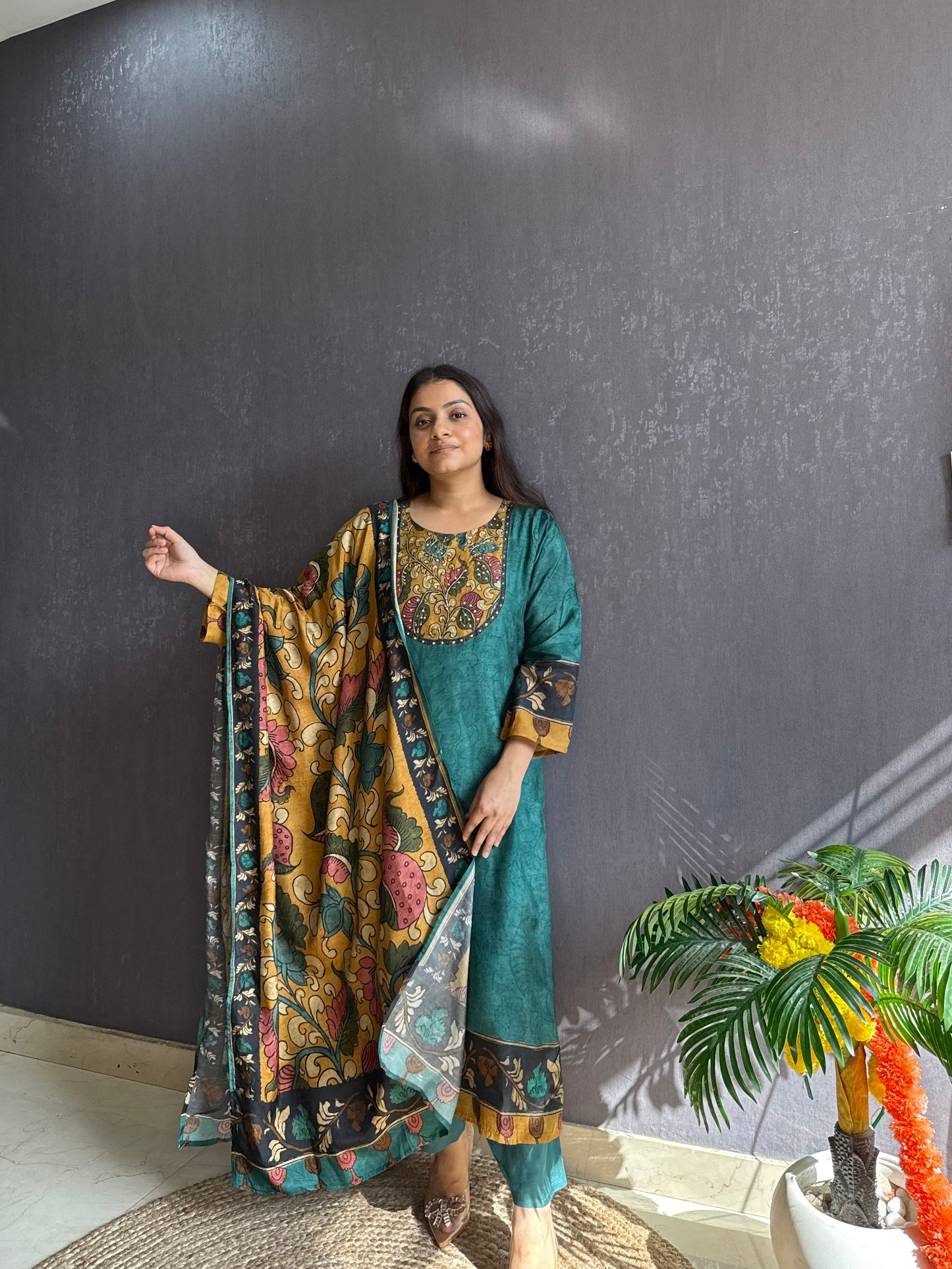 Tussar kalamkari lotus suit set