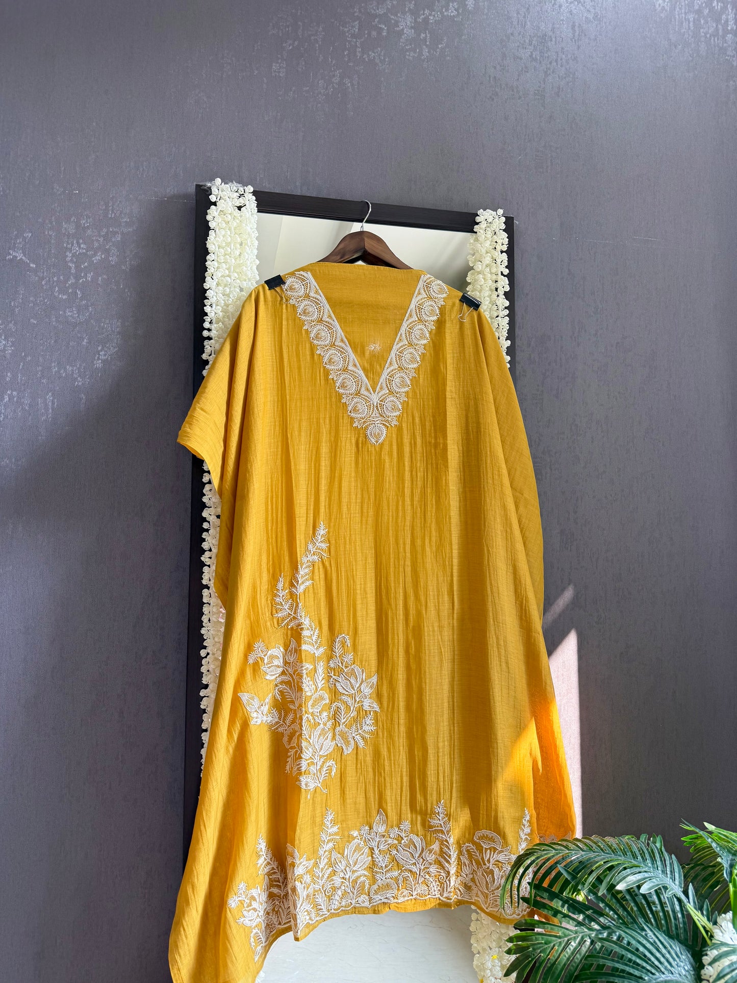 Luxurious aari work Mul chanderi suit
