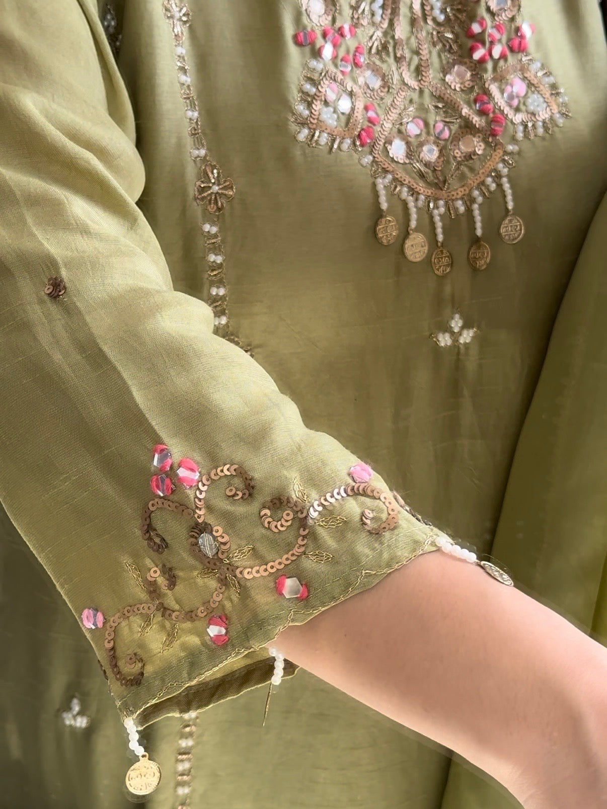 Handwork suit set