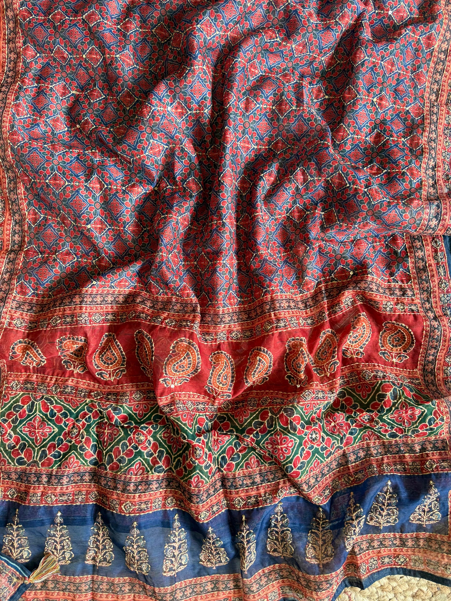Maheshwari kantha work suit