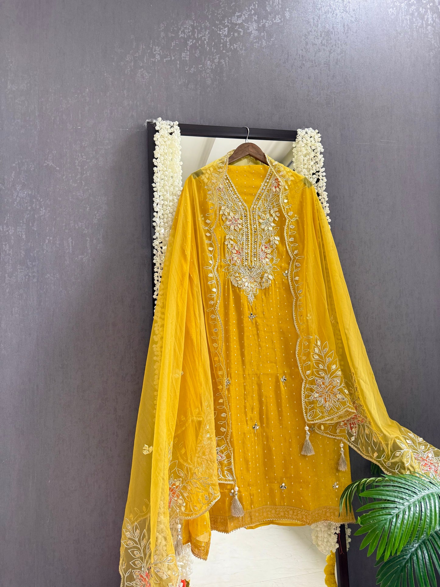 Premium Gotapatti Benarsi Tissue silk suit