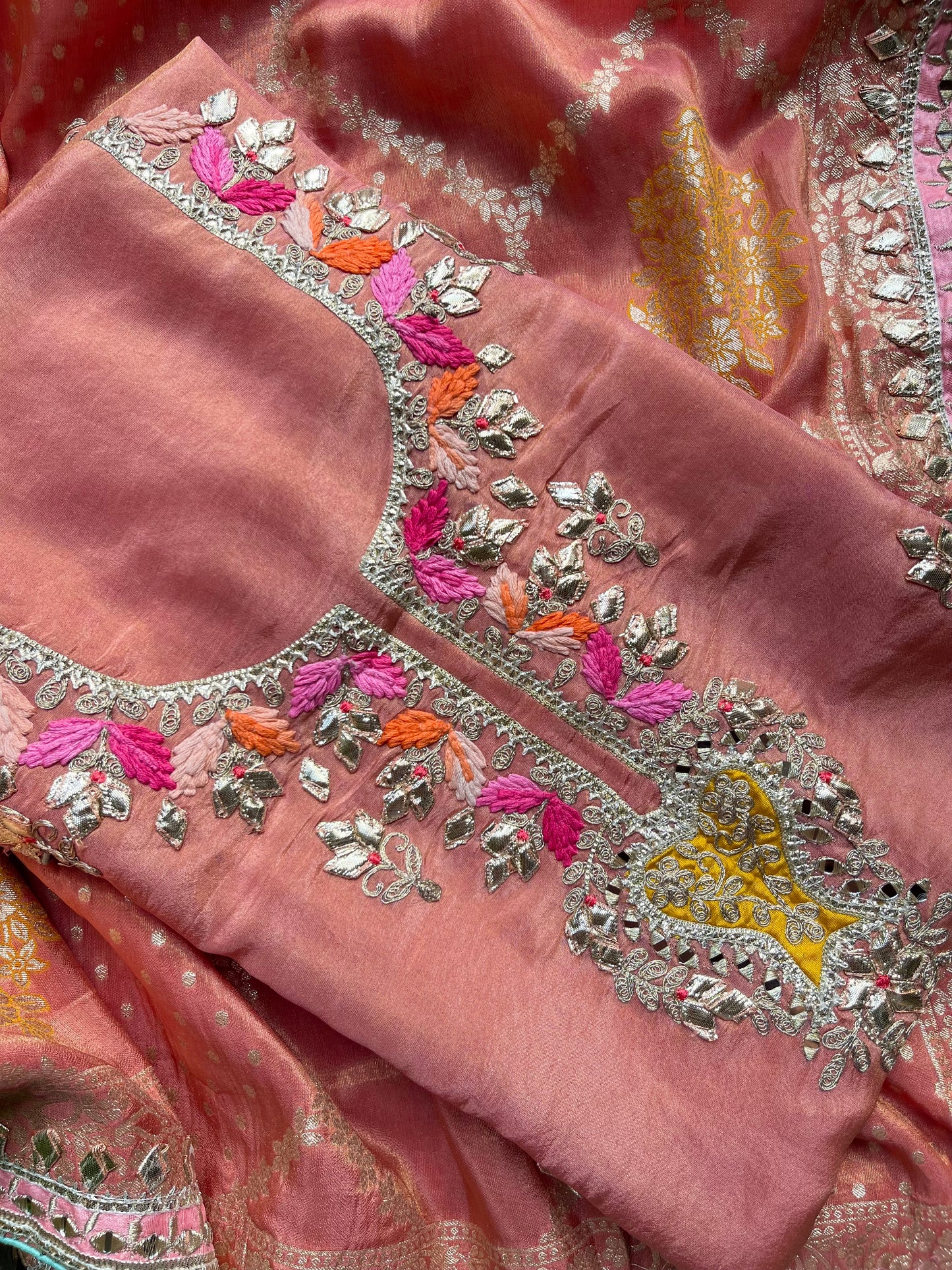 Luxurious Gotapatti Tissue silk suit