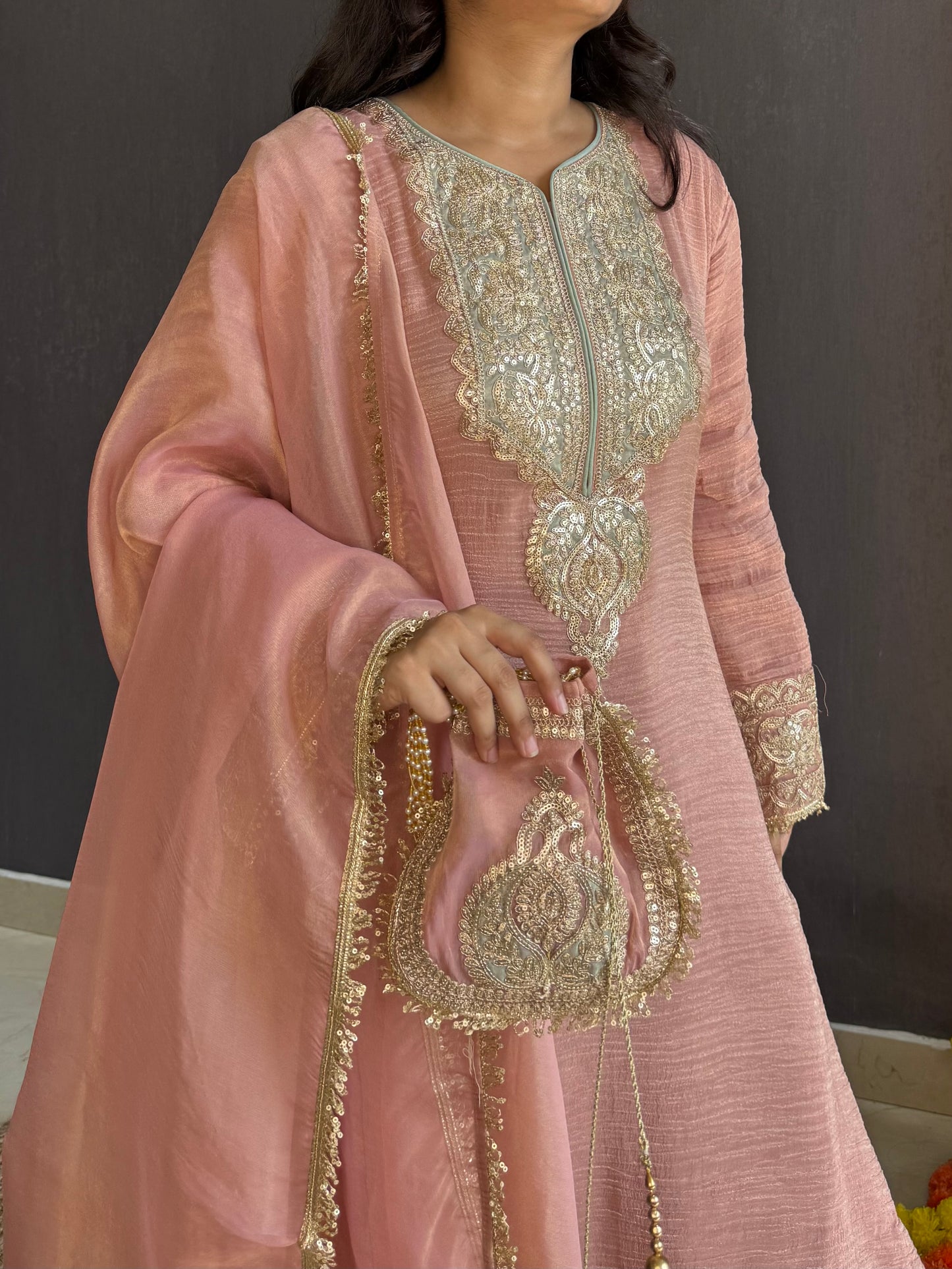 Luxurious crush tissue aari work set