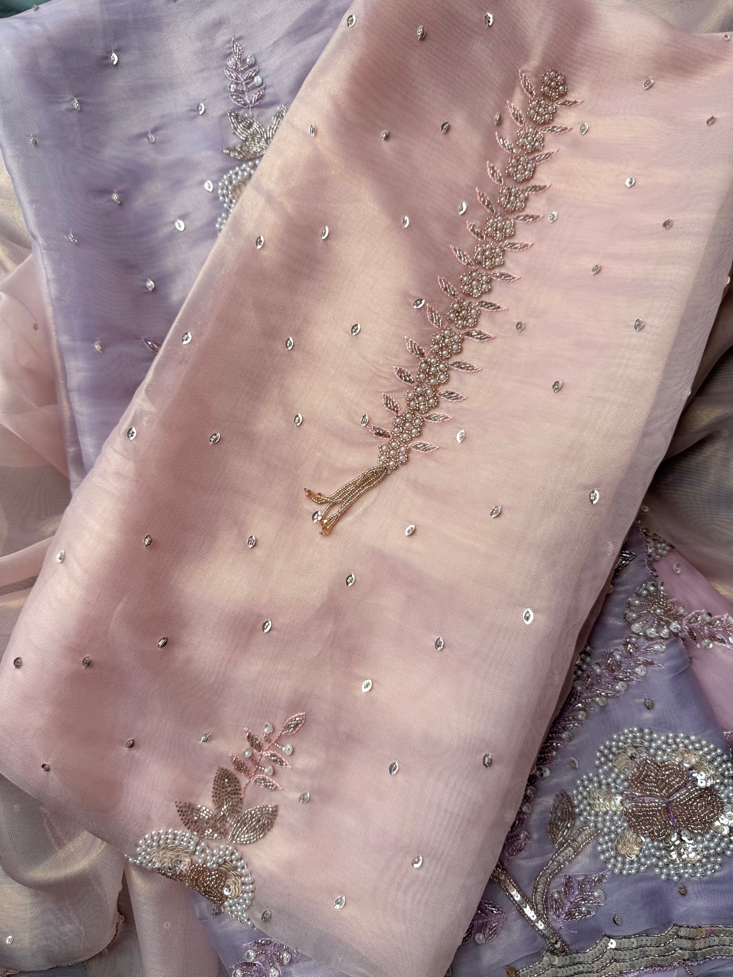 Glass tissue handwork suit