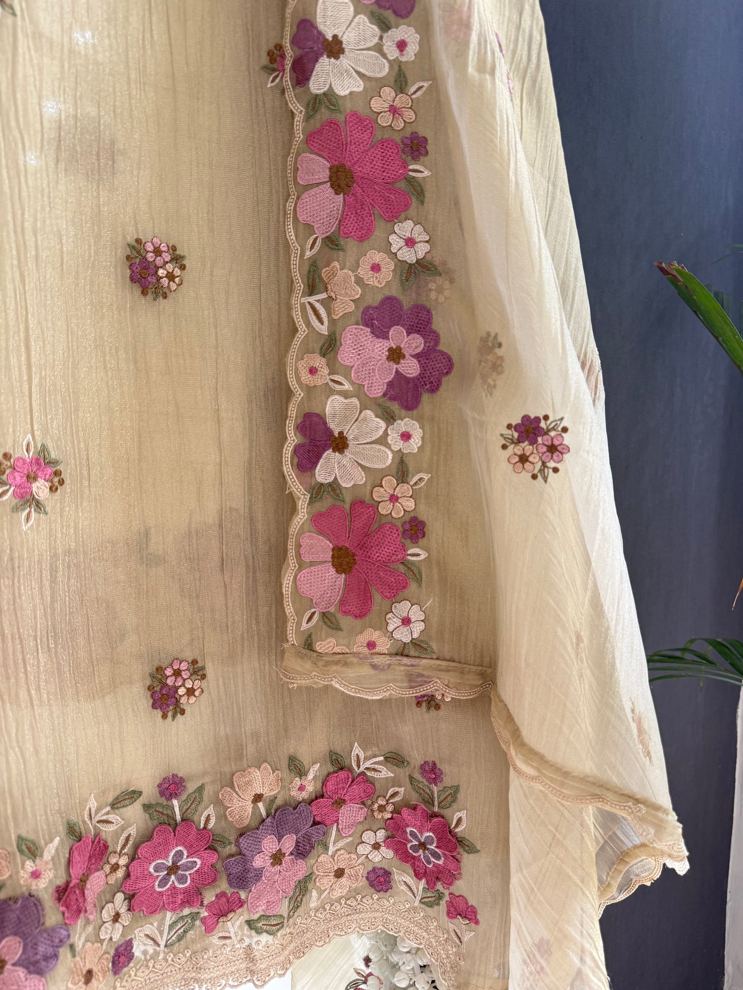 Luxurious Mul chanderi appliqué work floral suit