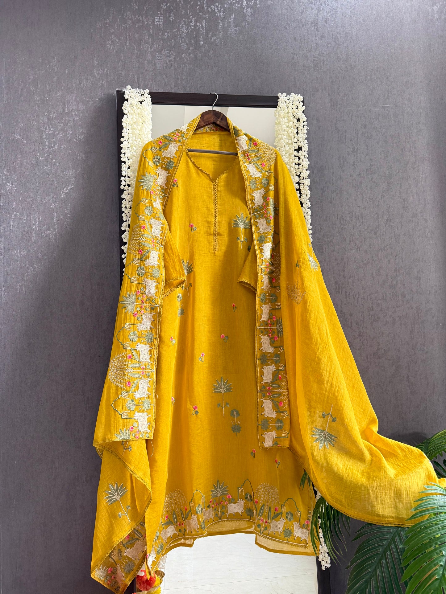 Luxurious Mul chanderi pichwai suit