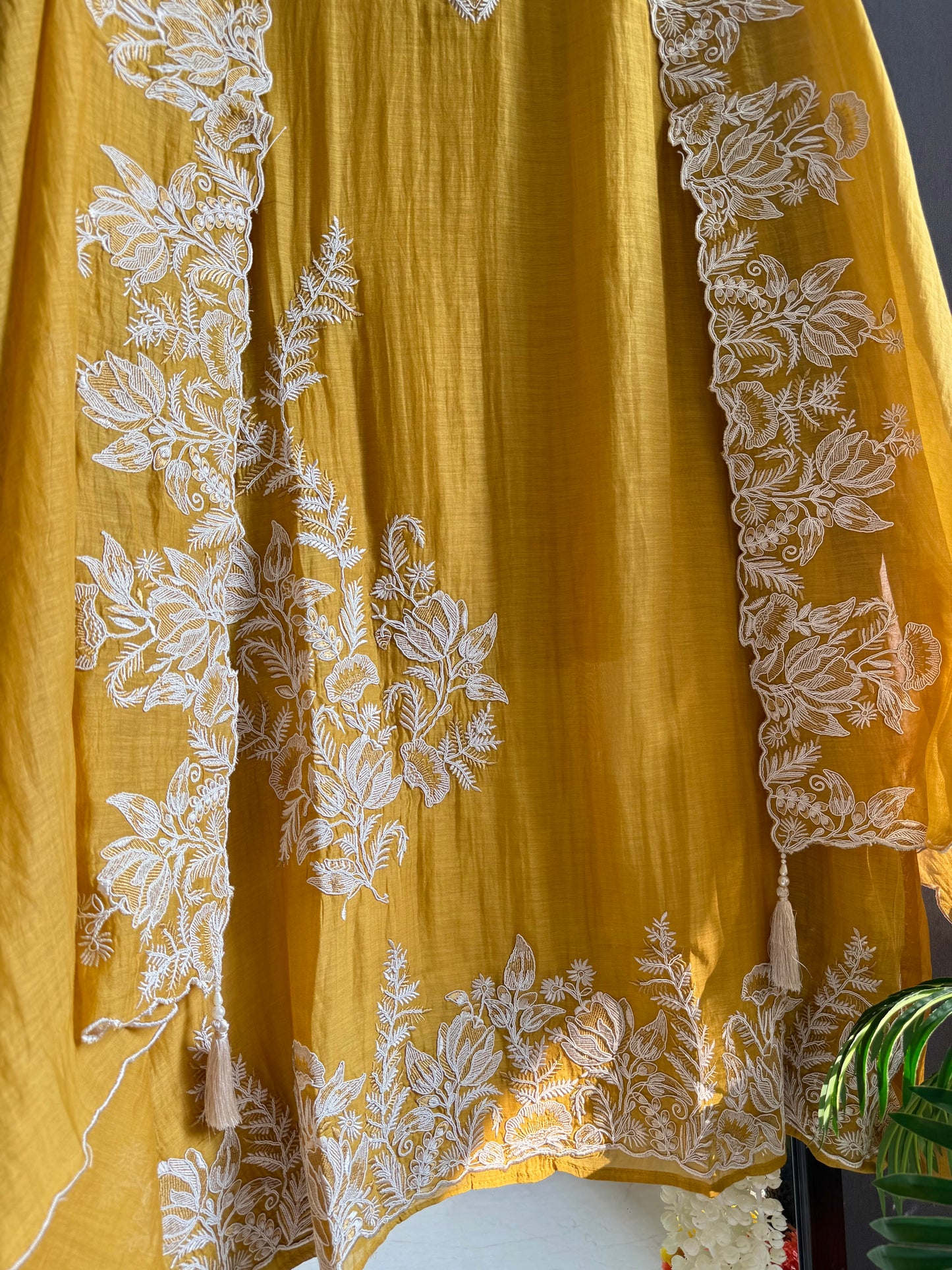 Luxurious aari work Mul chanderi suit