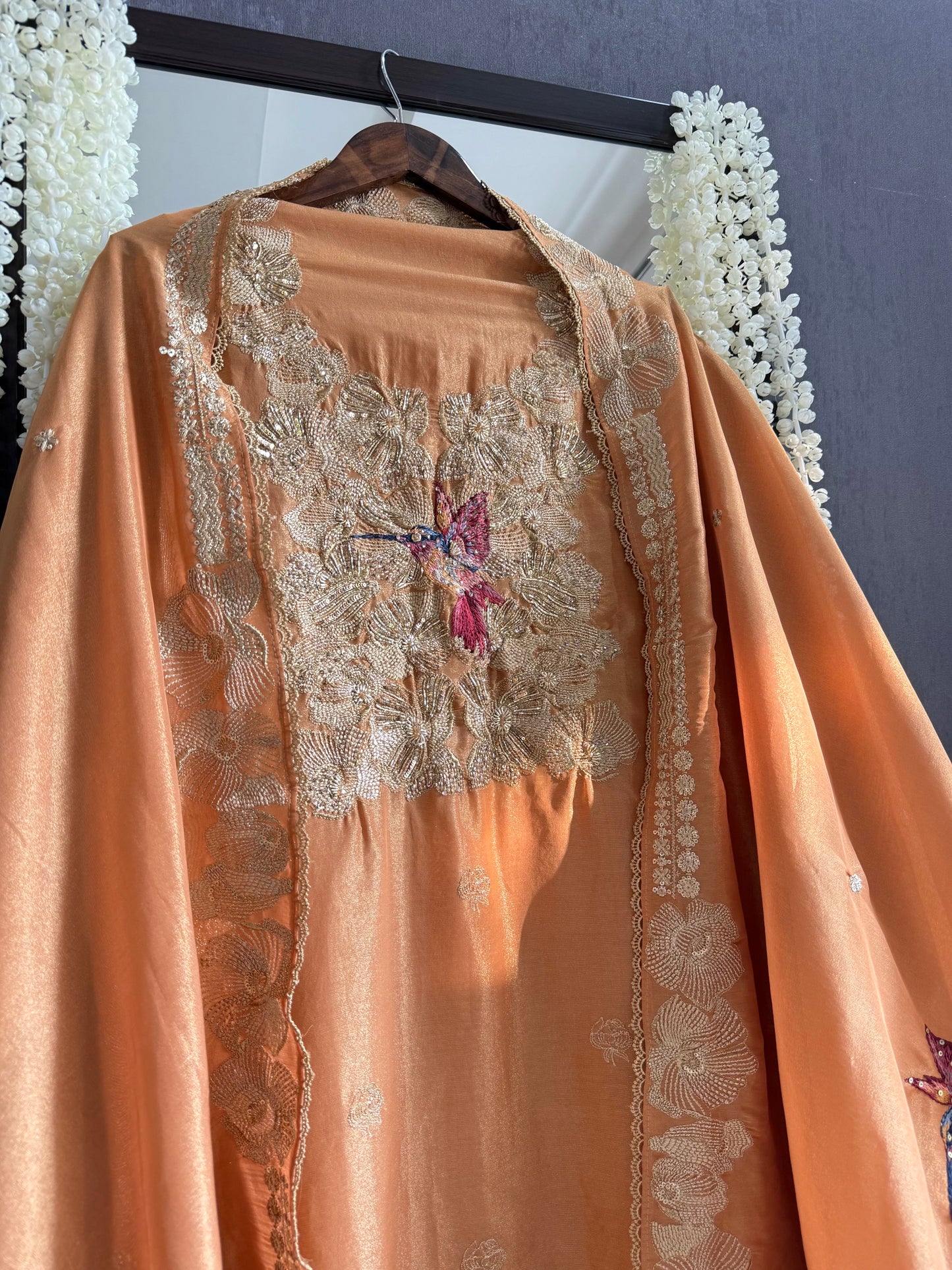 Luxurious birds handwork birds suit