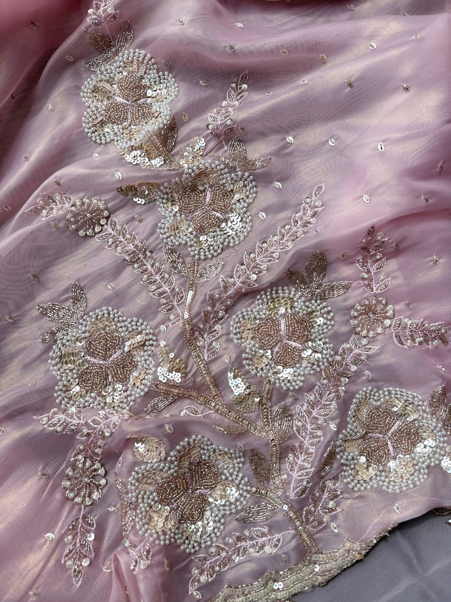 Glass tissue handwork suit
